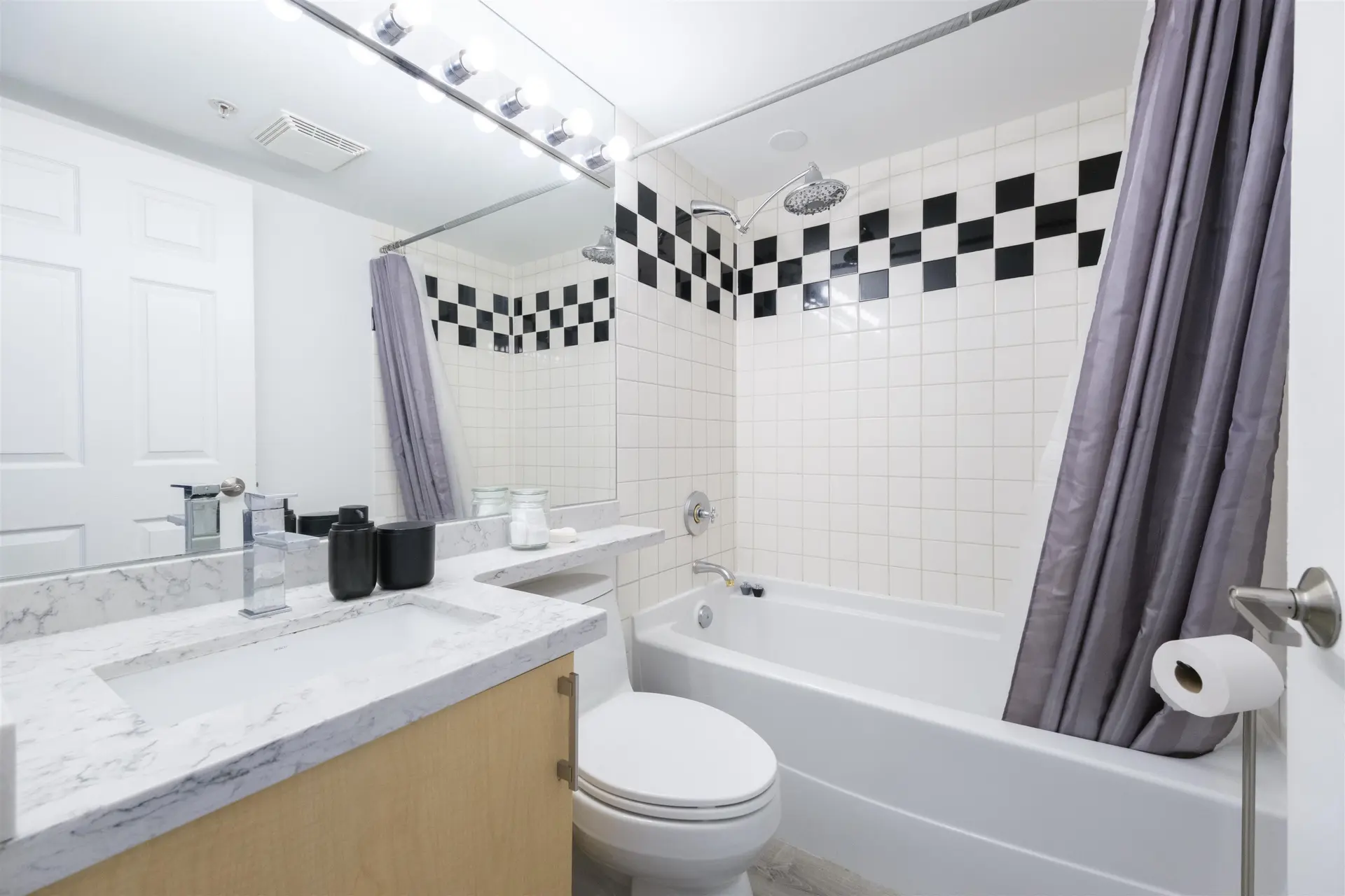 #1703 63 Keefer Place - Image 10