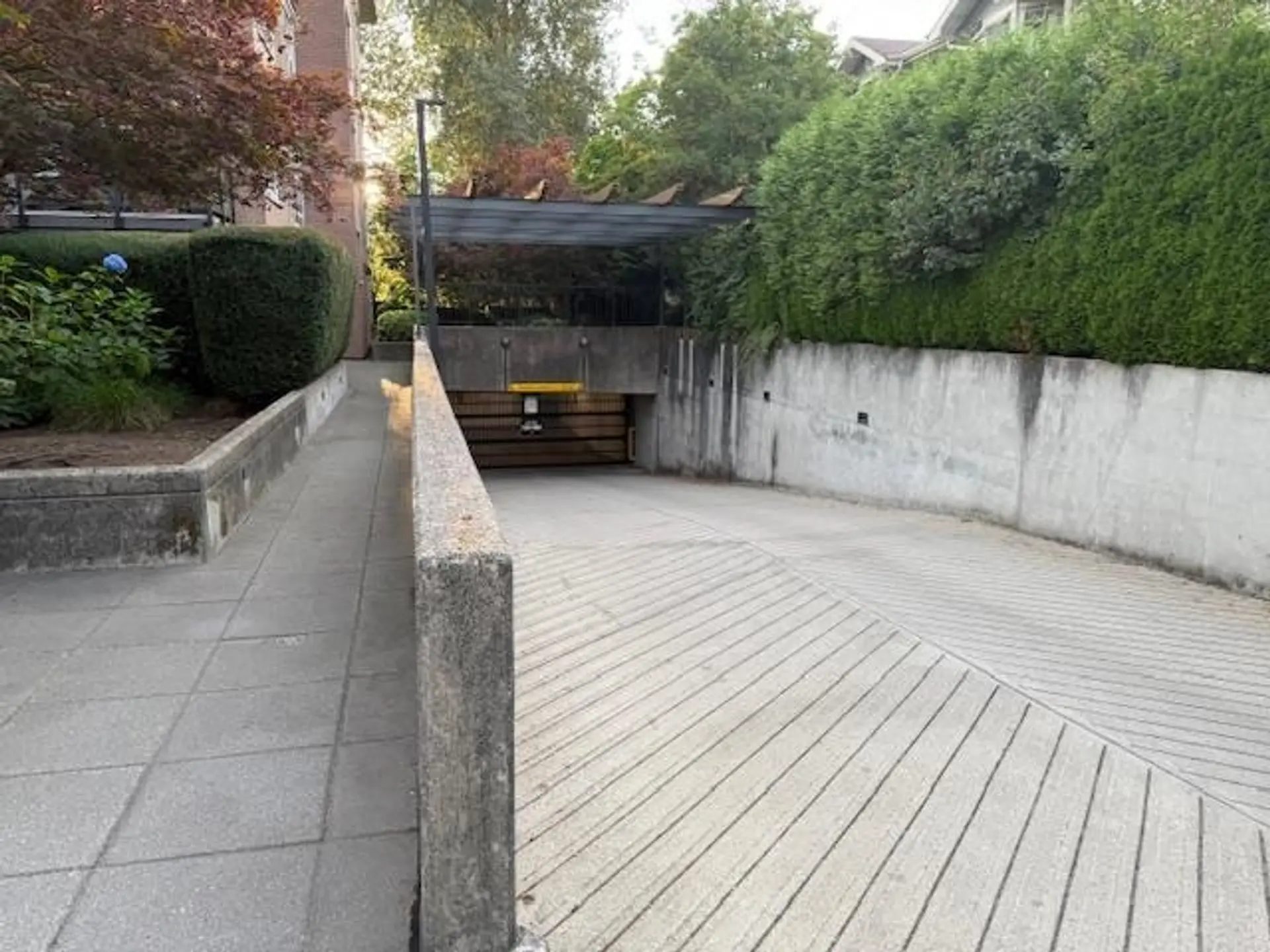 #301 10707 139 Street - Image 6