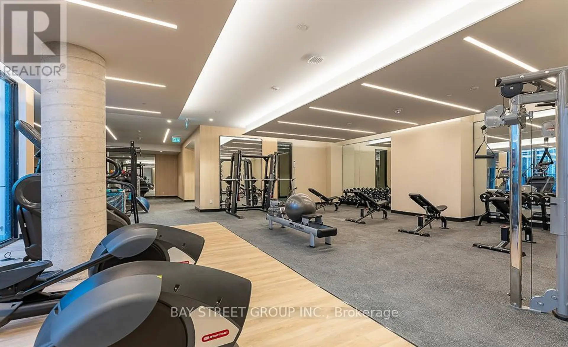 #821 2020 BATHURST STREET - Image 15