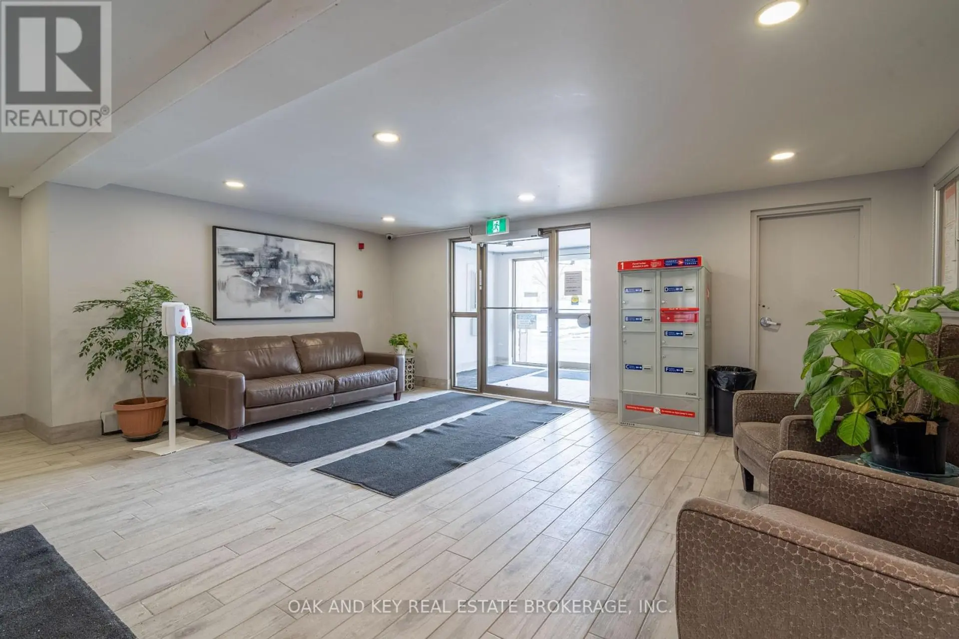 #1007 931 WONDERLAND RD ROAD S - Image 11
