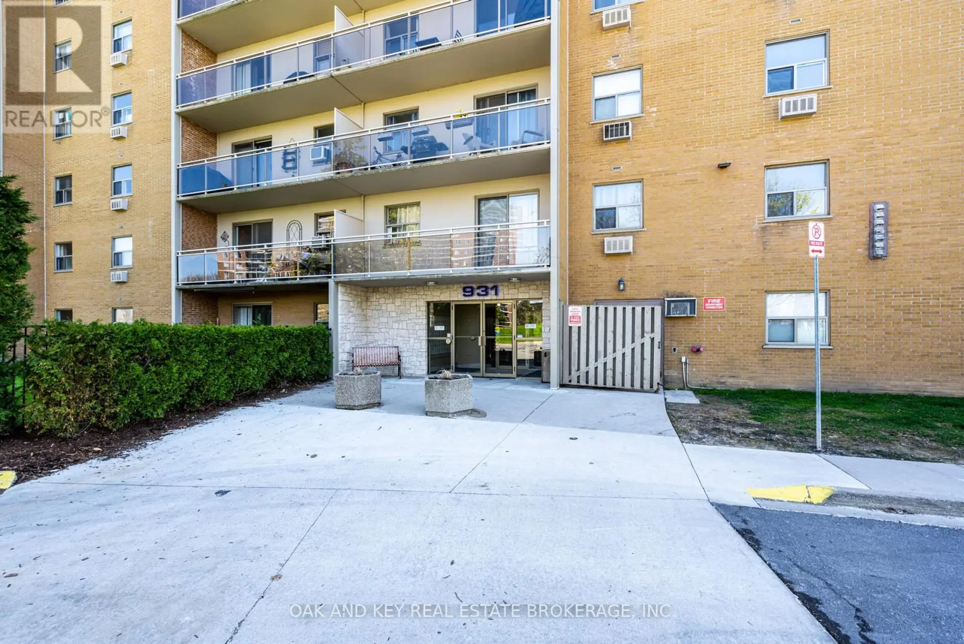#1007 931 WONDERLAND RD ROAD S - Image 3