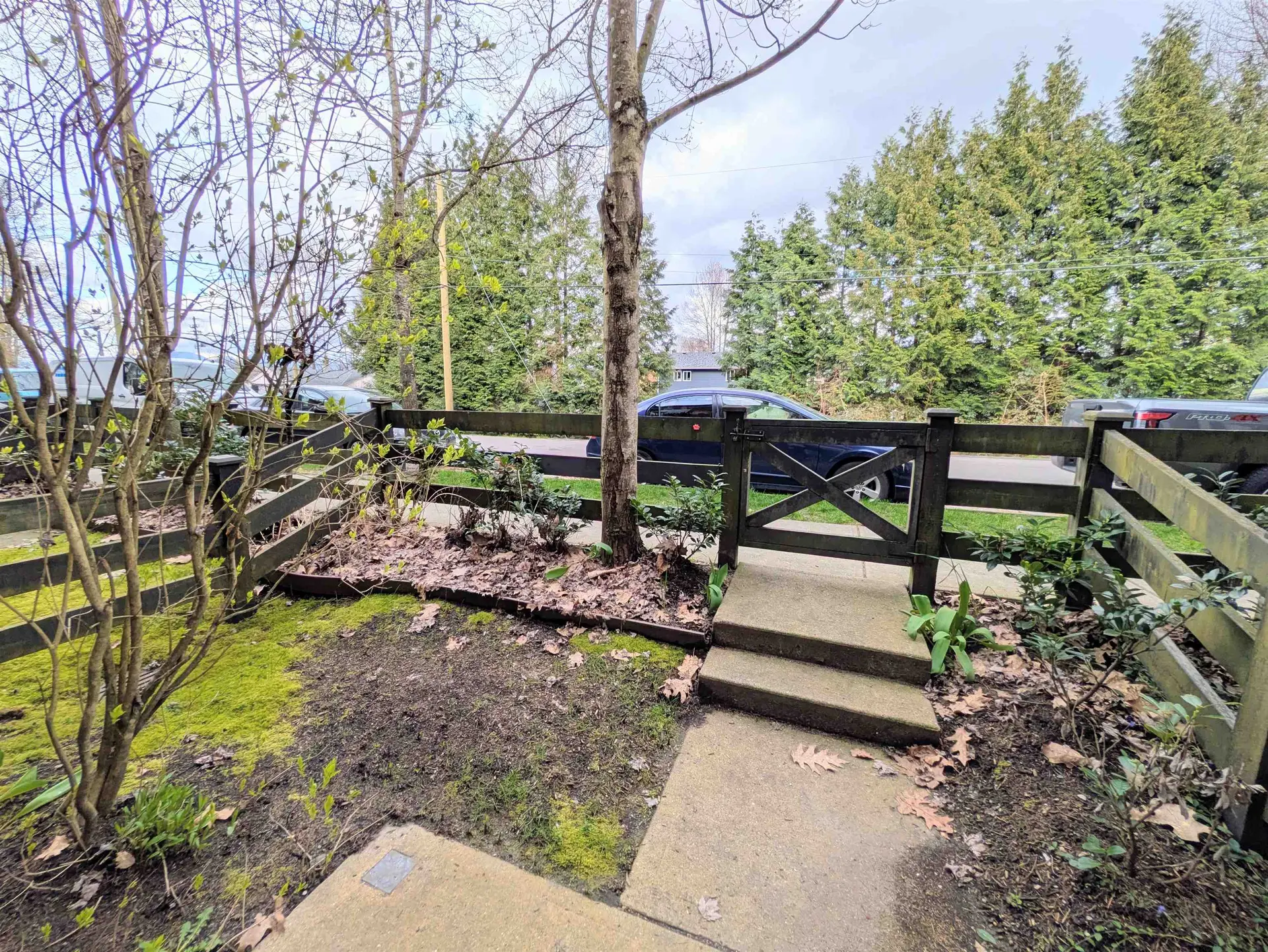 #58 19572 Fraser Way - Image 2