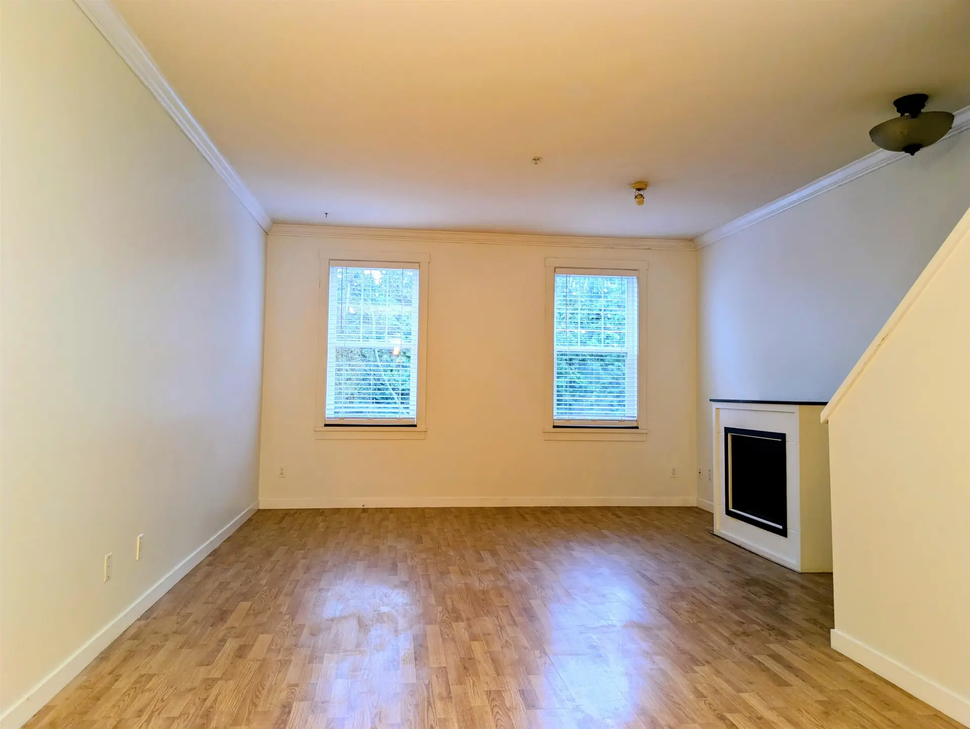 #58 19572 Fraser Way - Image 9