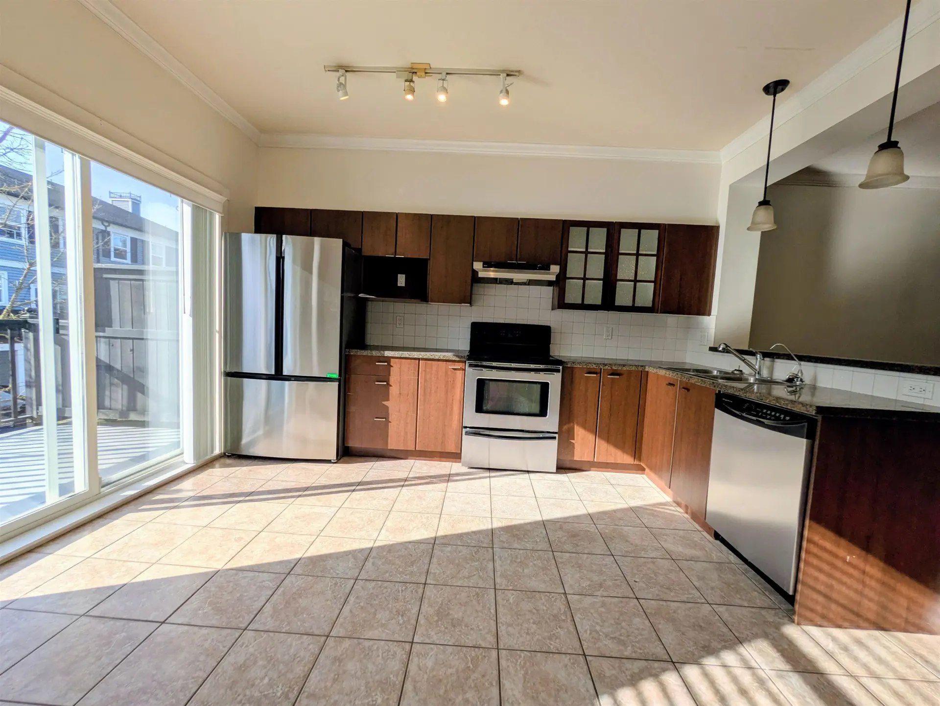 #58 19572 Fraser Way - Image 4