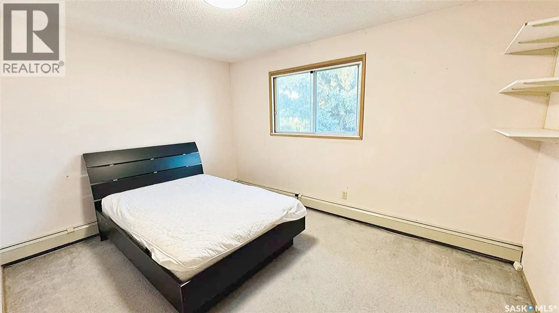 #301 918 ARGYLE AVENUE - Image 8