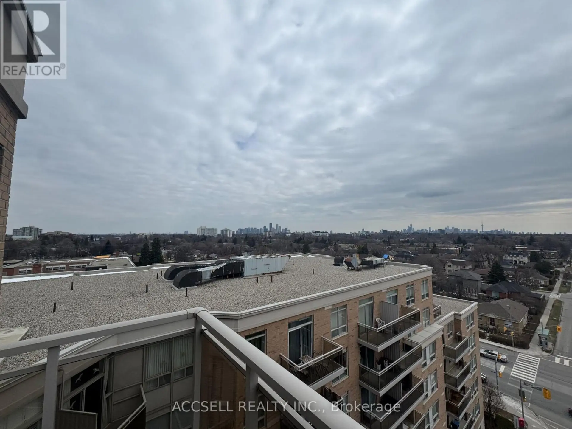 #PH12 650 LAWRENCE AVENUE W - Image 13