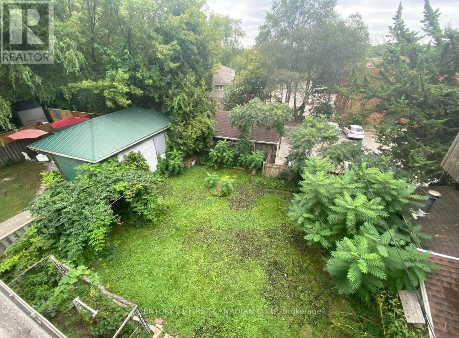 281 HILL STREET - Image 8