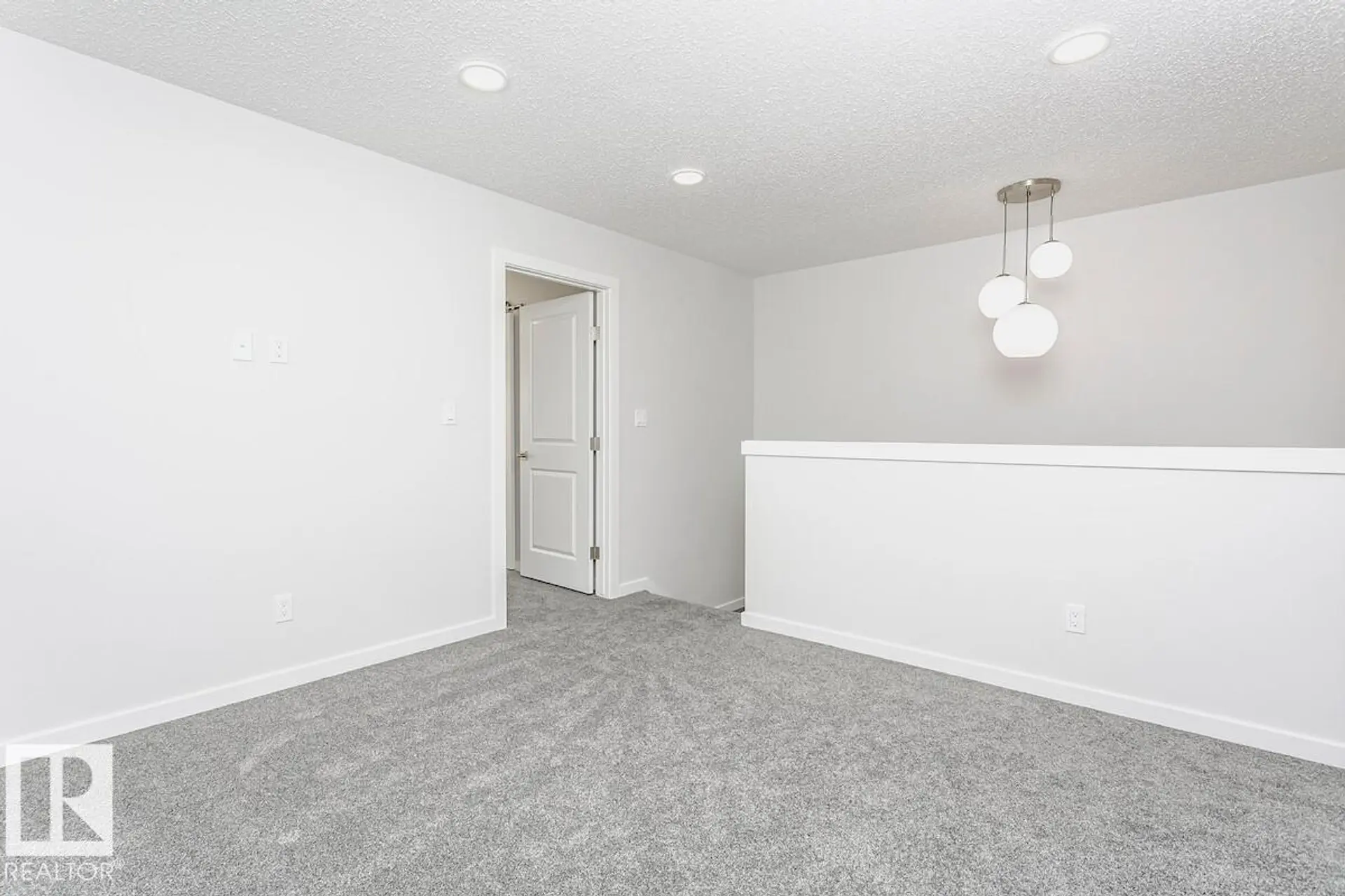 2907 64 ST SW - Image 7