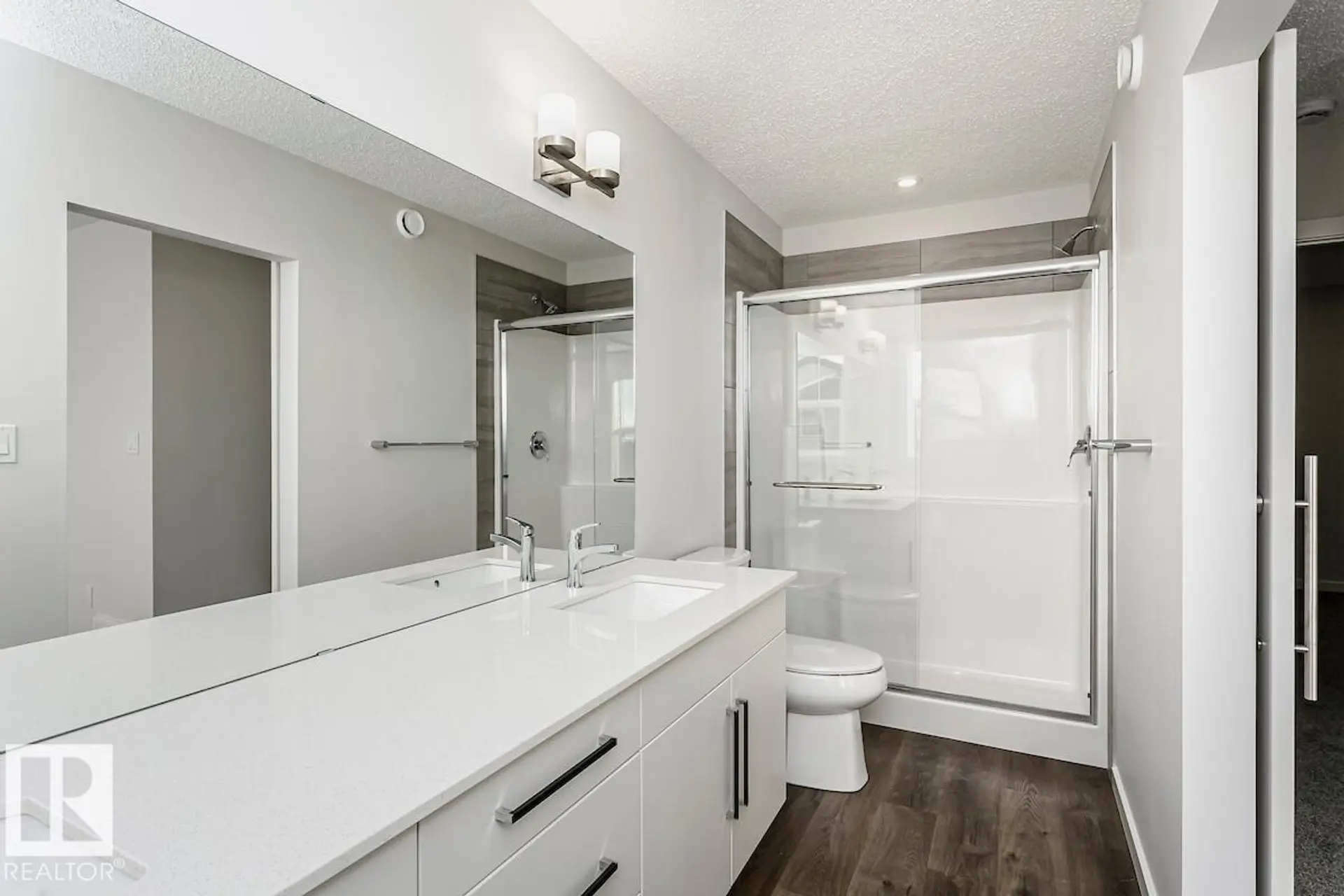 2907 64 ST SW - Image 9