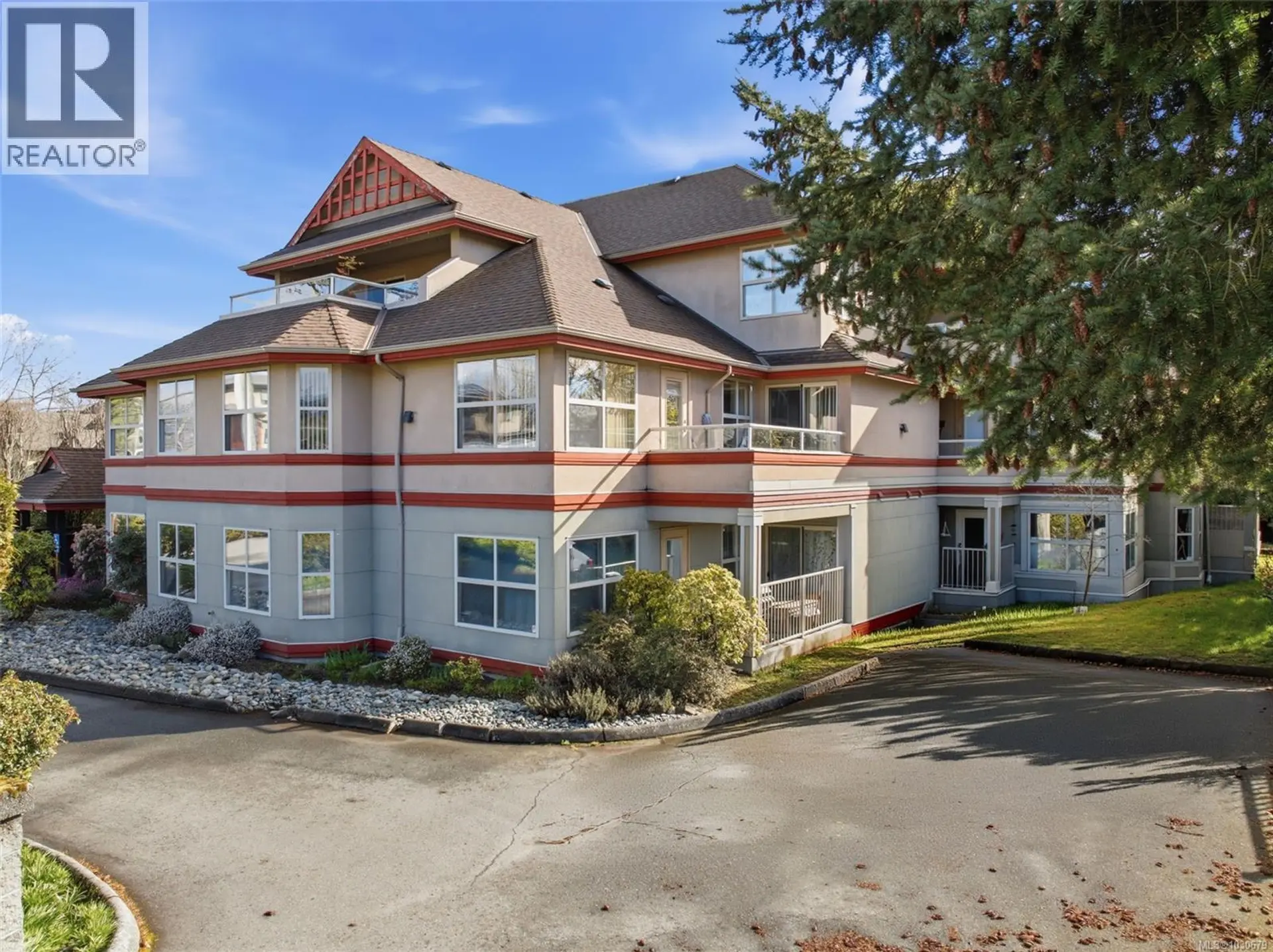 Property at #306 330 Brae Rd, Duncan, BC