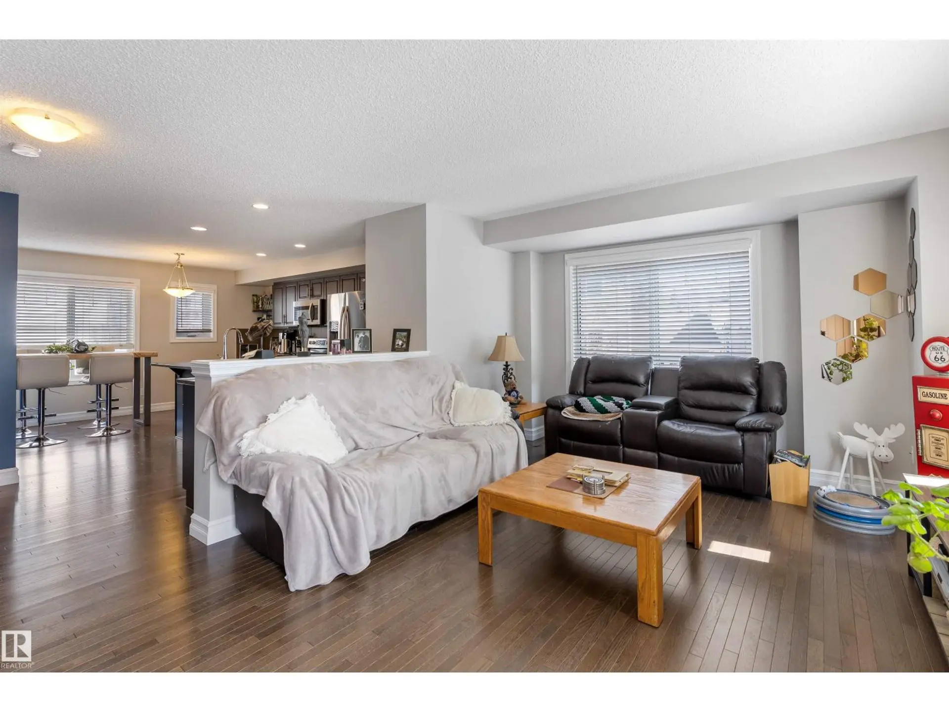 #64 655 TAMARACK RD NW - Image 9