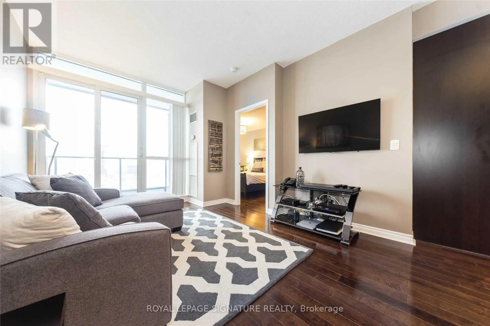 #536 2885 BAYVIEW AVENUE - Image 2
