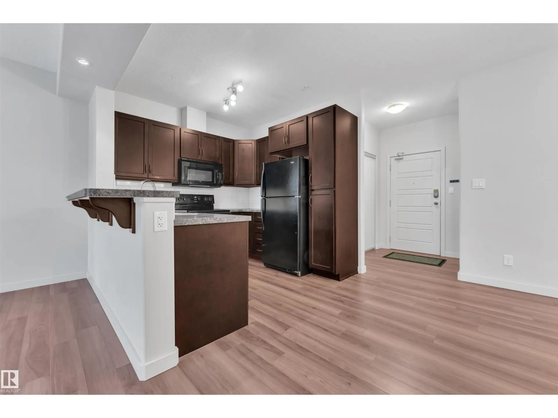 #232 308 AMBLESIDE LI NW - Image 7