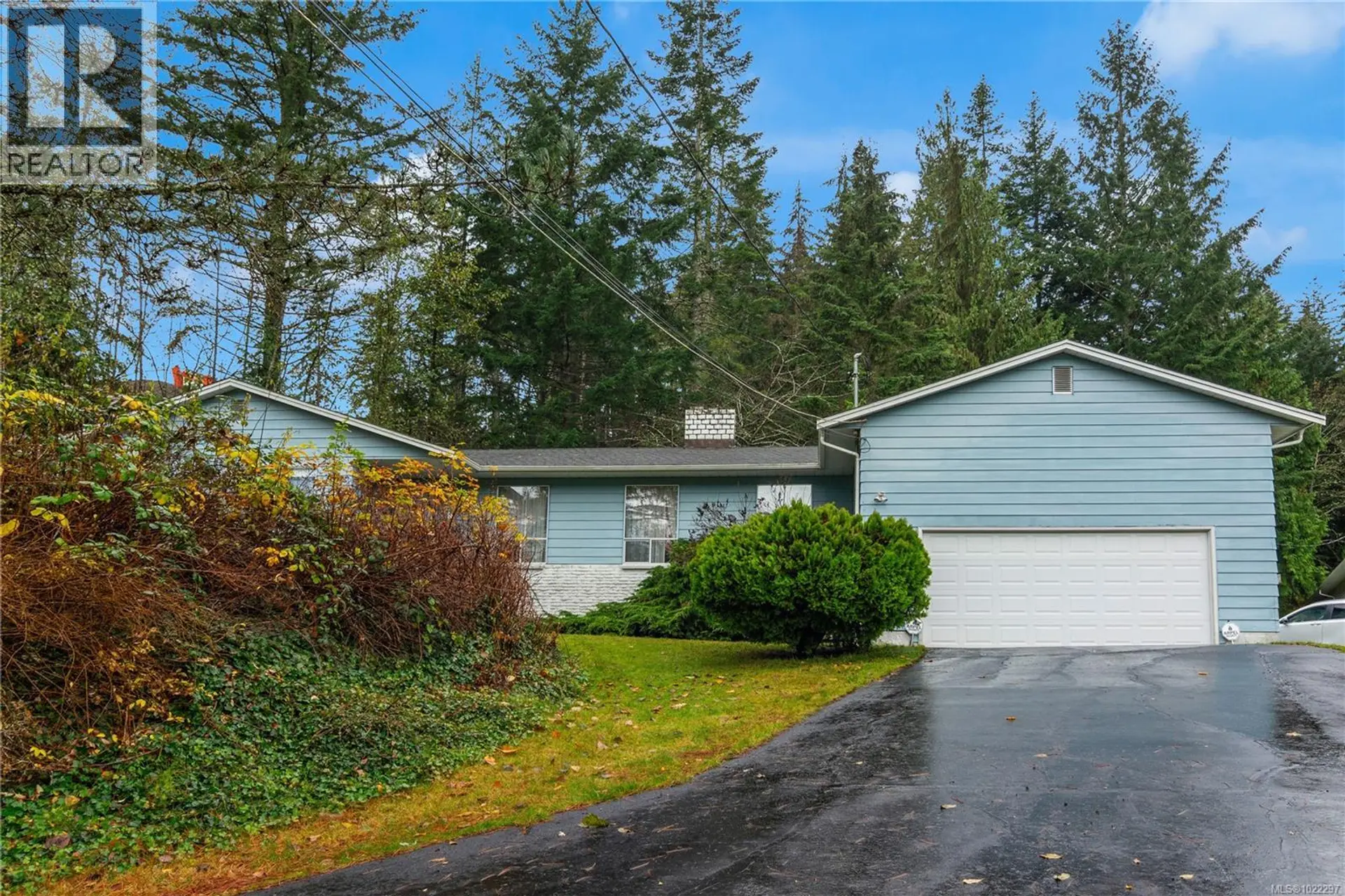 Property at 6513 Phantom Rd, Lantzville, BC