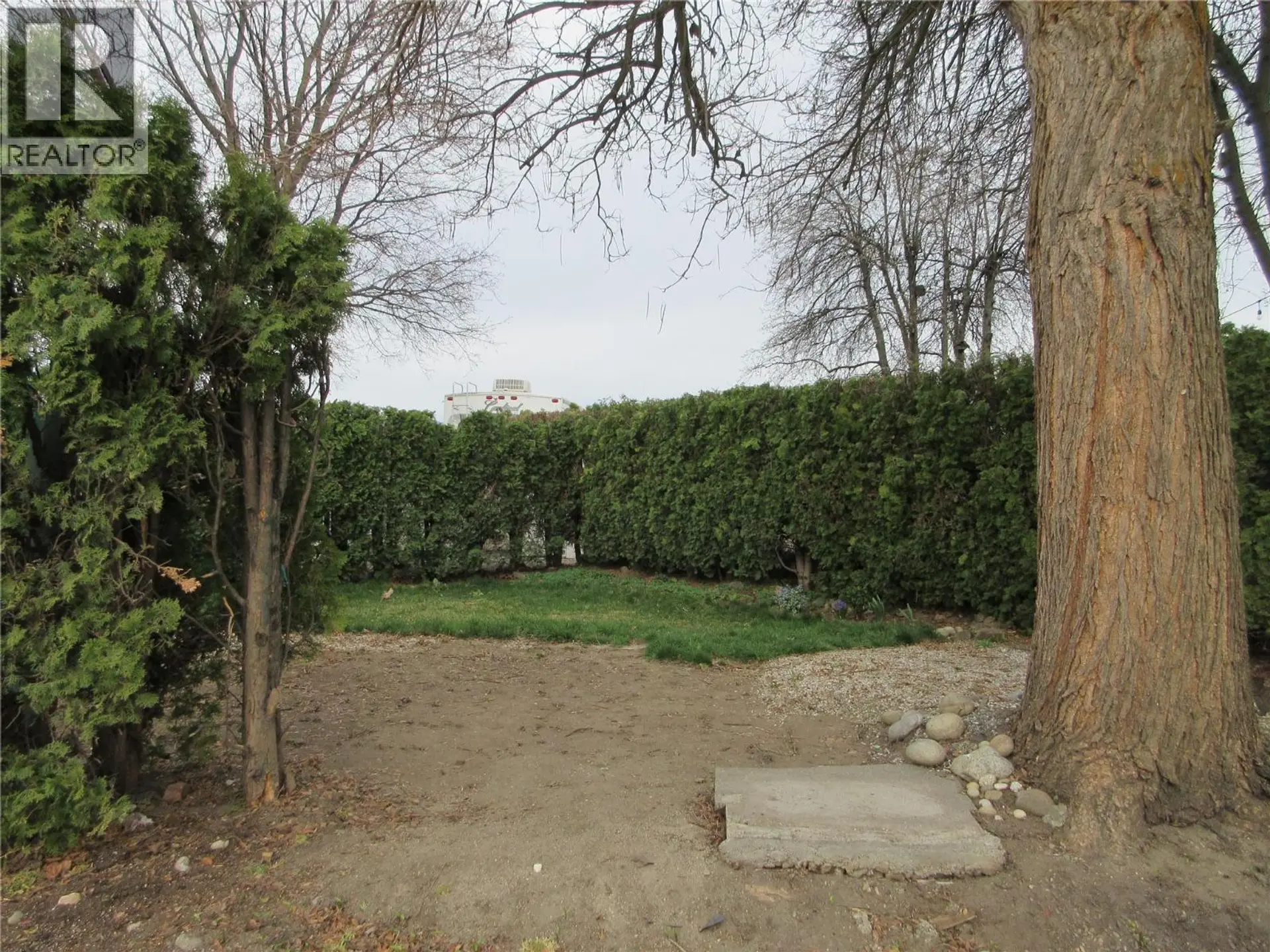 #75 415 Commonwealth Road - Image 4