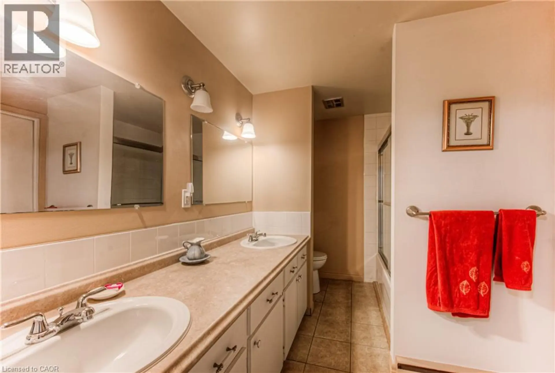 #6 70 MORGAN AVENUE - Image 11