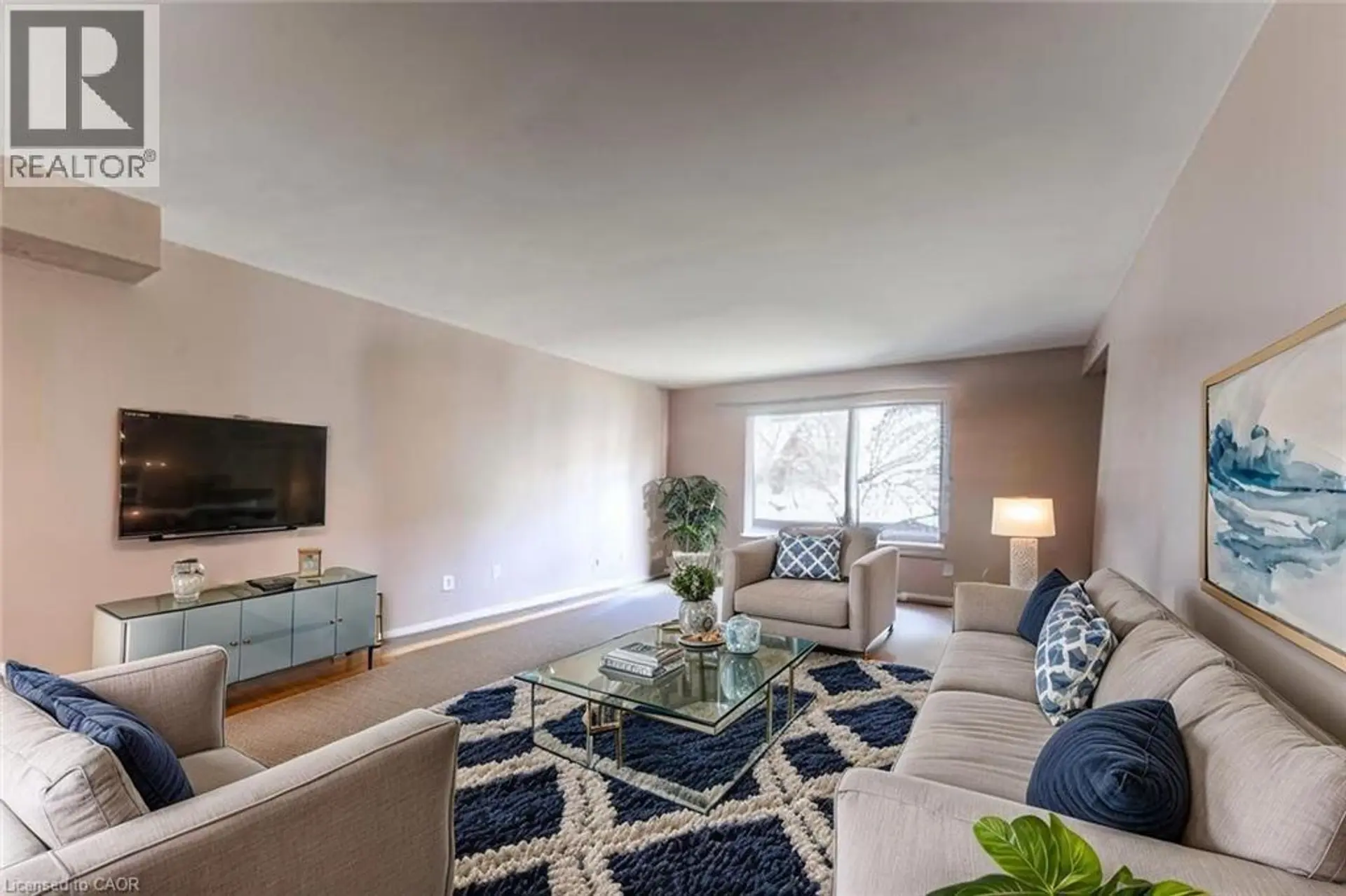 #6 70 MORGAN AVENUE - Image 9