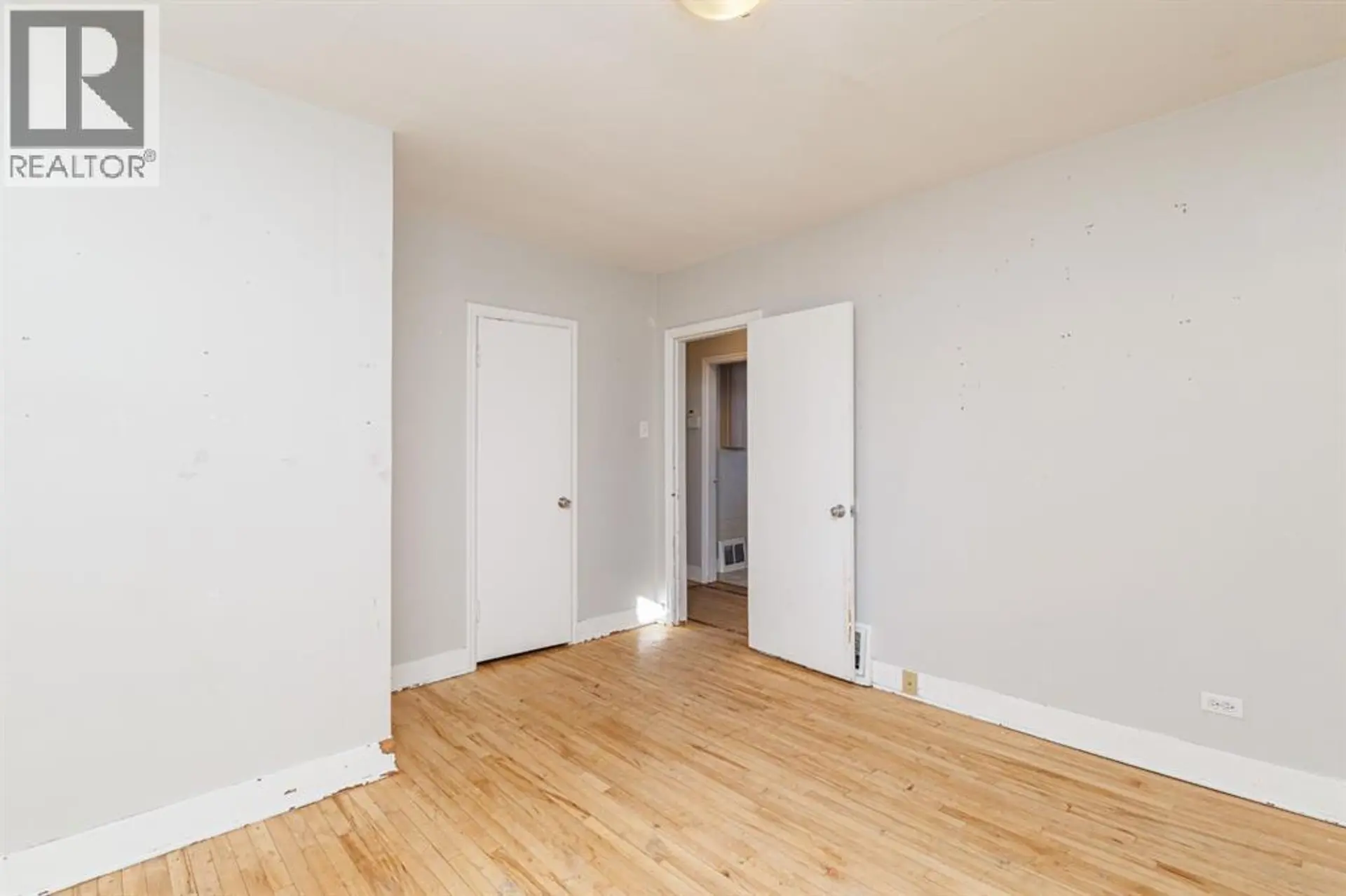 2820 PARKDALE BOULEVARD NW - Image 10