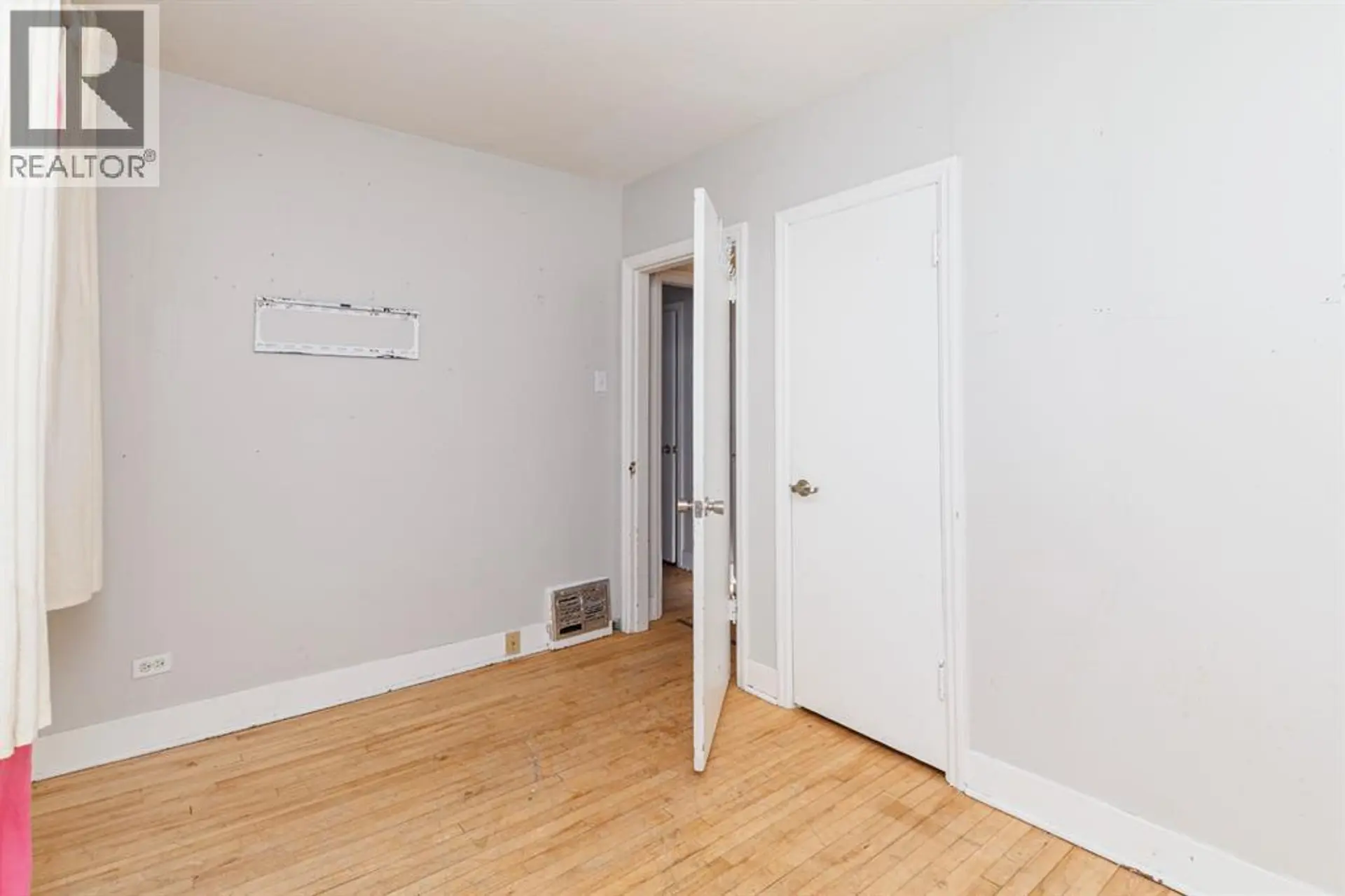 2820 PARKDALE BOULEVARD NW - Image 12