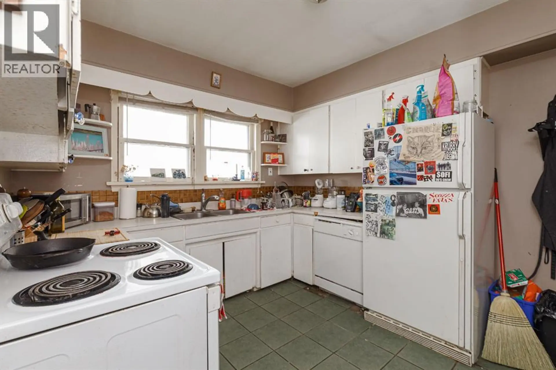 2824 PARKDALE BOULEVARD NW - Image 11