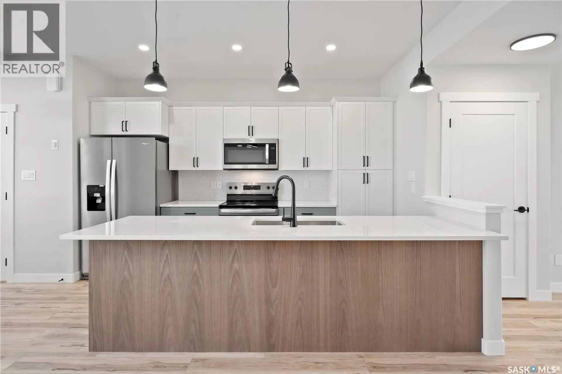 #7704 MAPLEFORD BOULEVARD - Image 7