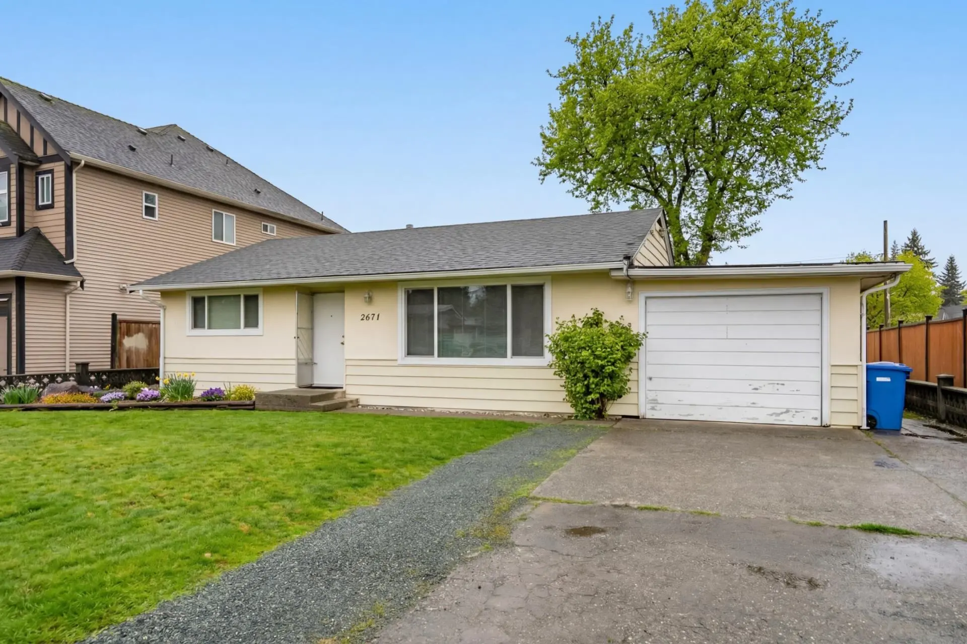 Property at 2671 Victoria Street, Abbotsford, BC