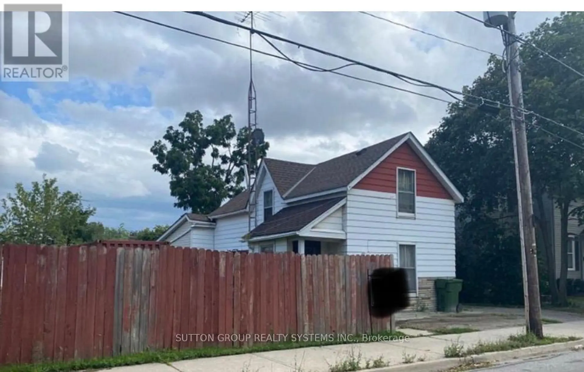 392 PEARL STREET - Image 1