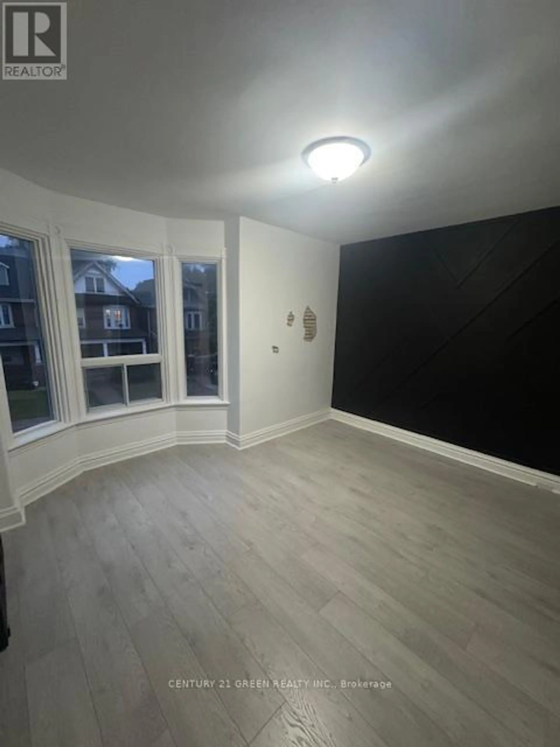 37 GLADSTONE AVENUE - Image 7