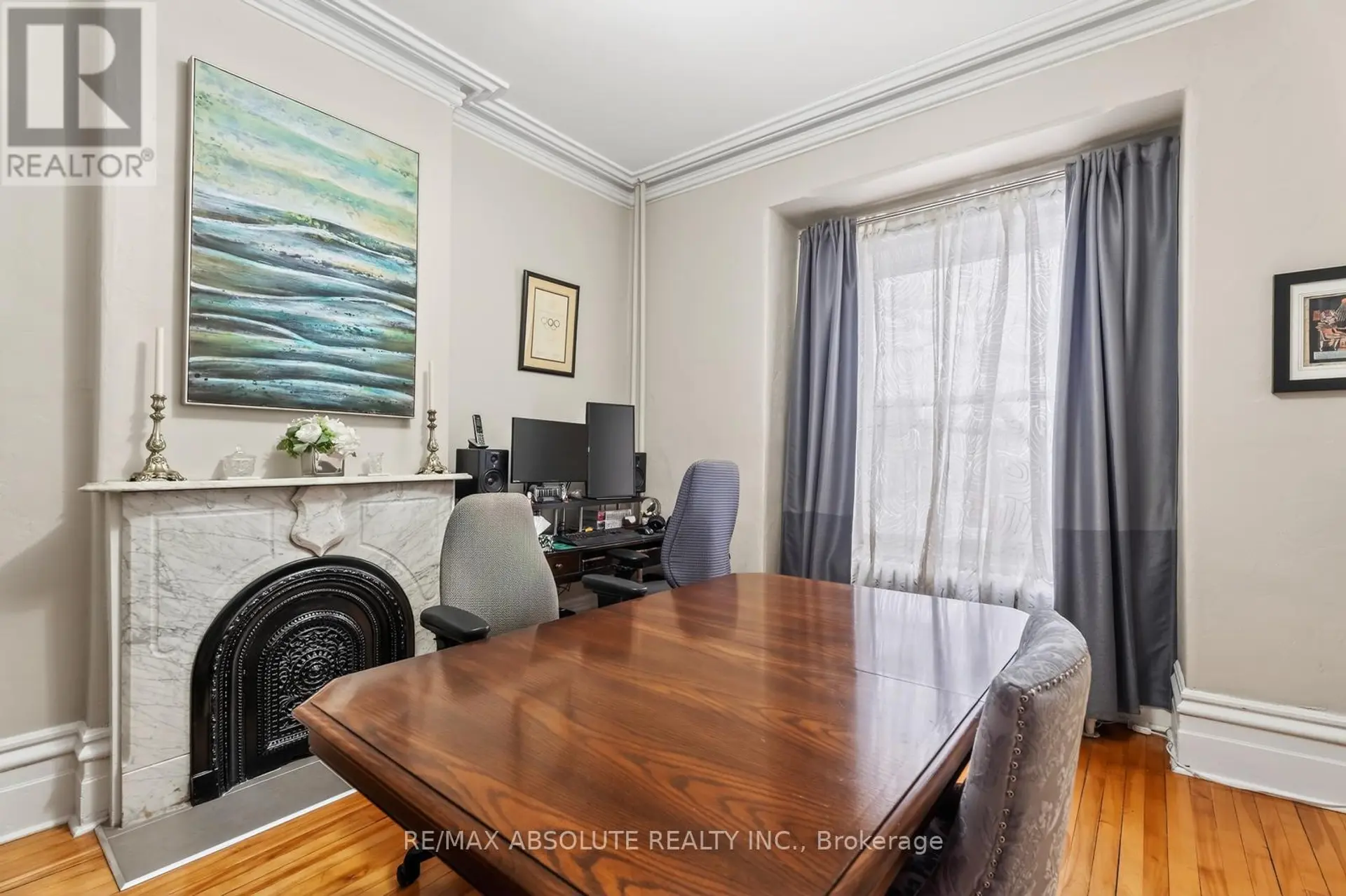 231 BELL STREET N - Image 11