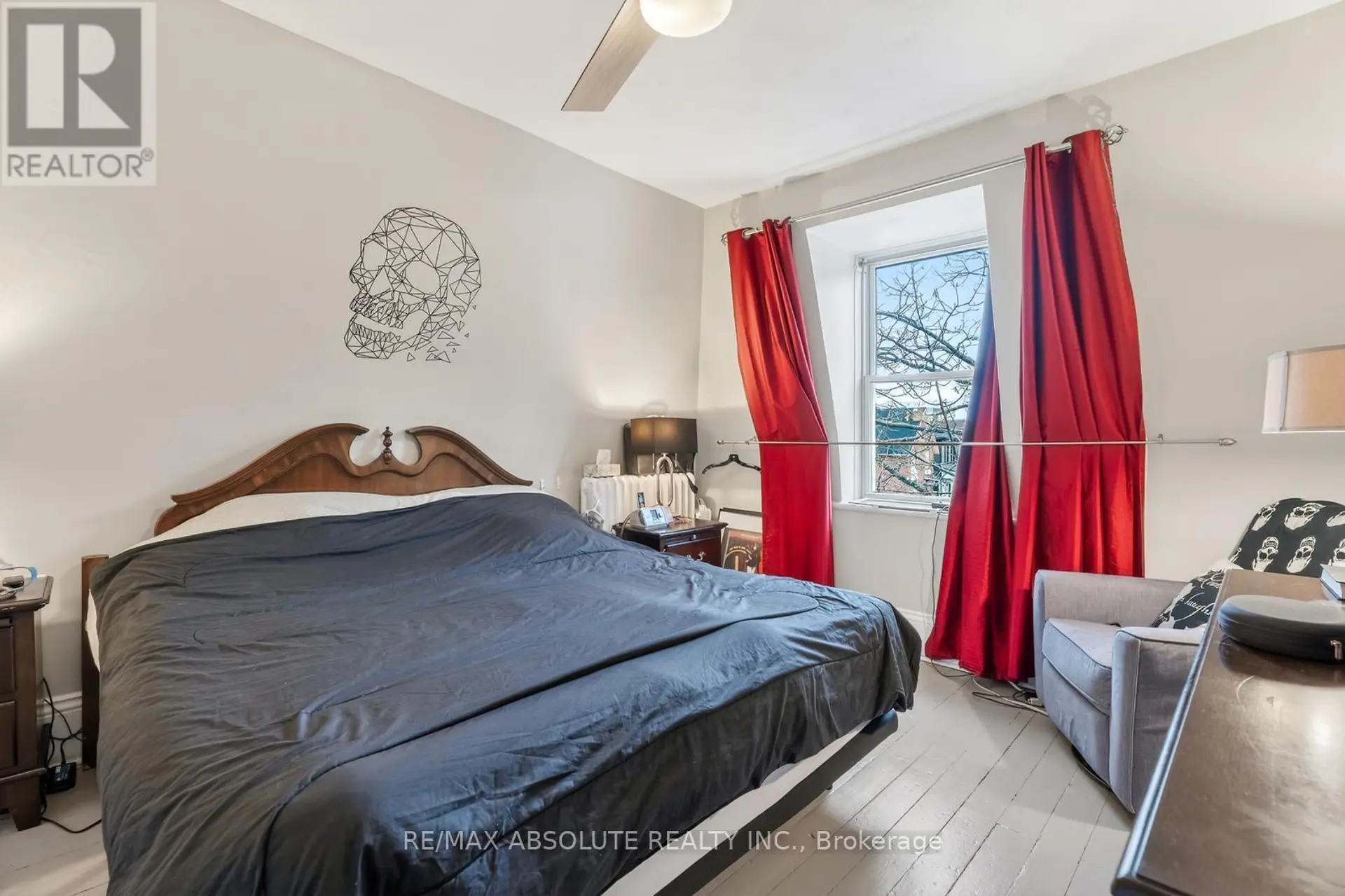 231 BELL STREET N - Image 15