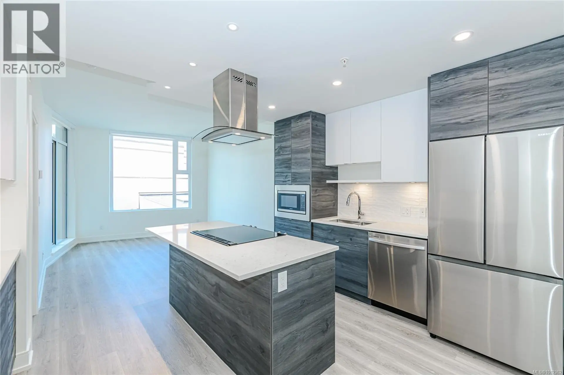 Property at #715 1628 Store St, Victoria, BC