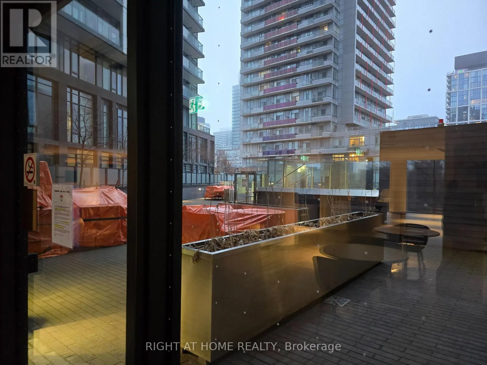 #914 50 POWER STREET - Image 4