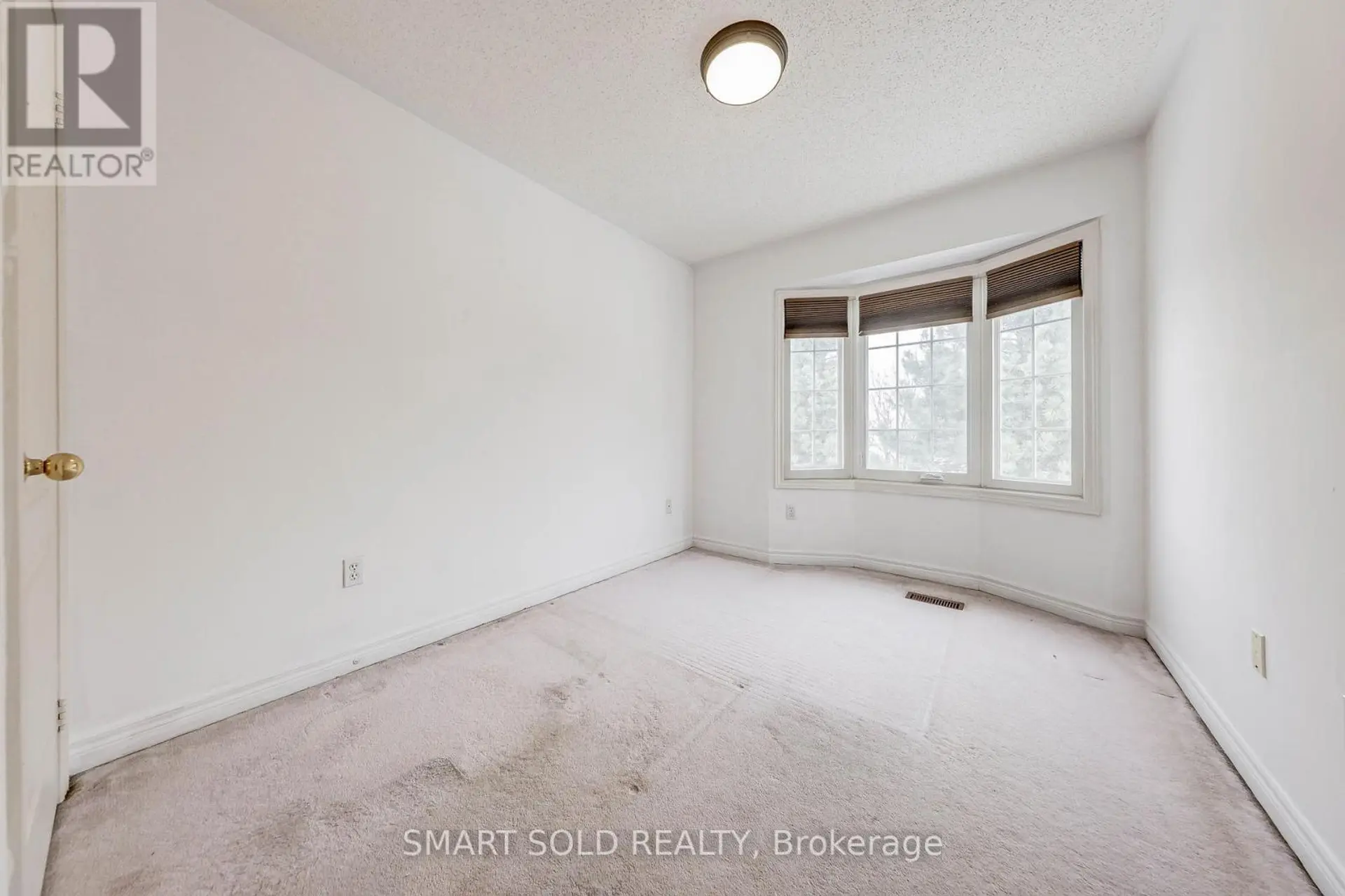 #84 190 HARDING BOULEVARD W - Image 14