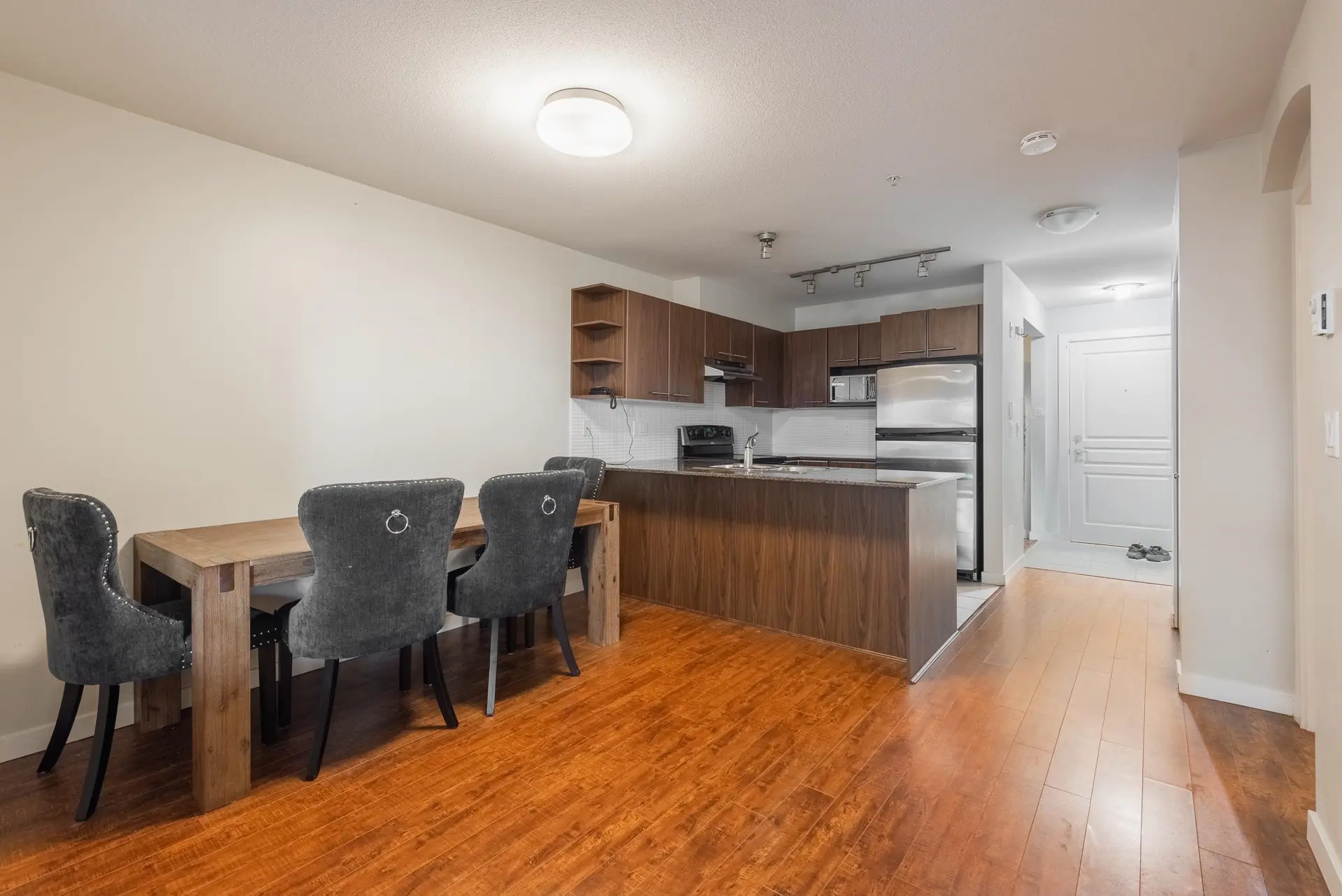 #108 4788 Brentwood Drive - Image 3