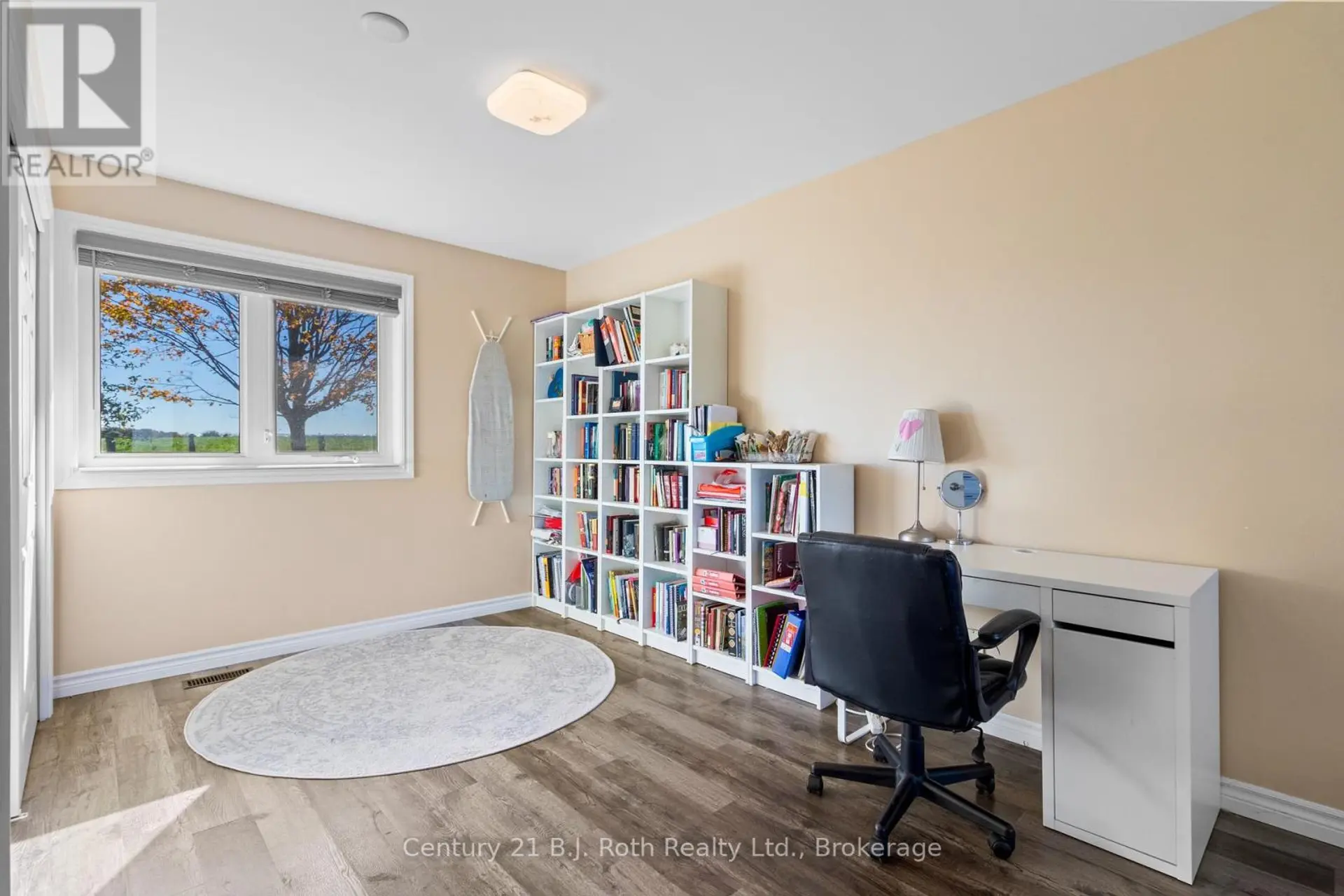 21388 GREY RD 16 - Image 10