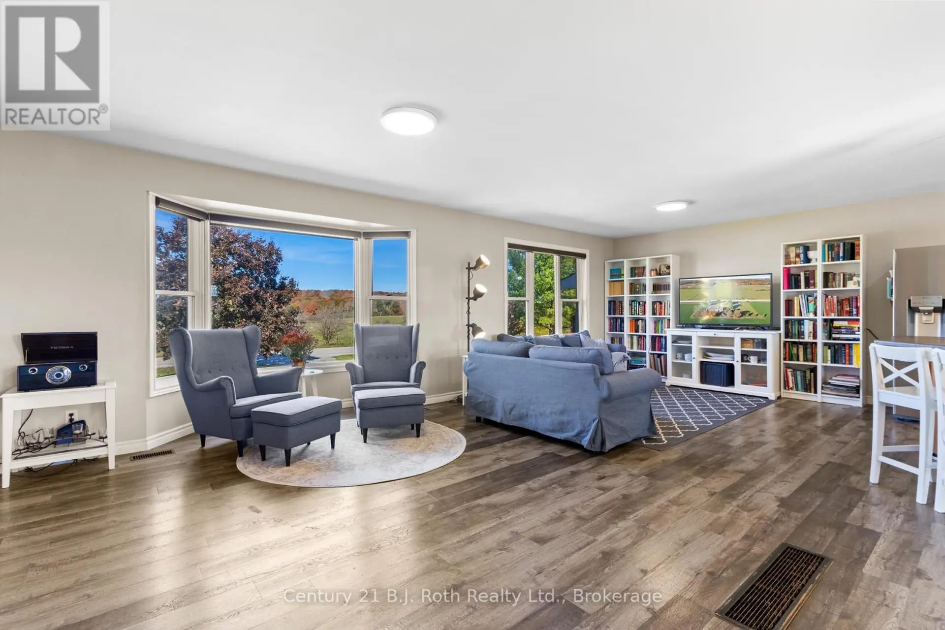 21388 GREY RD 16 - Image 4