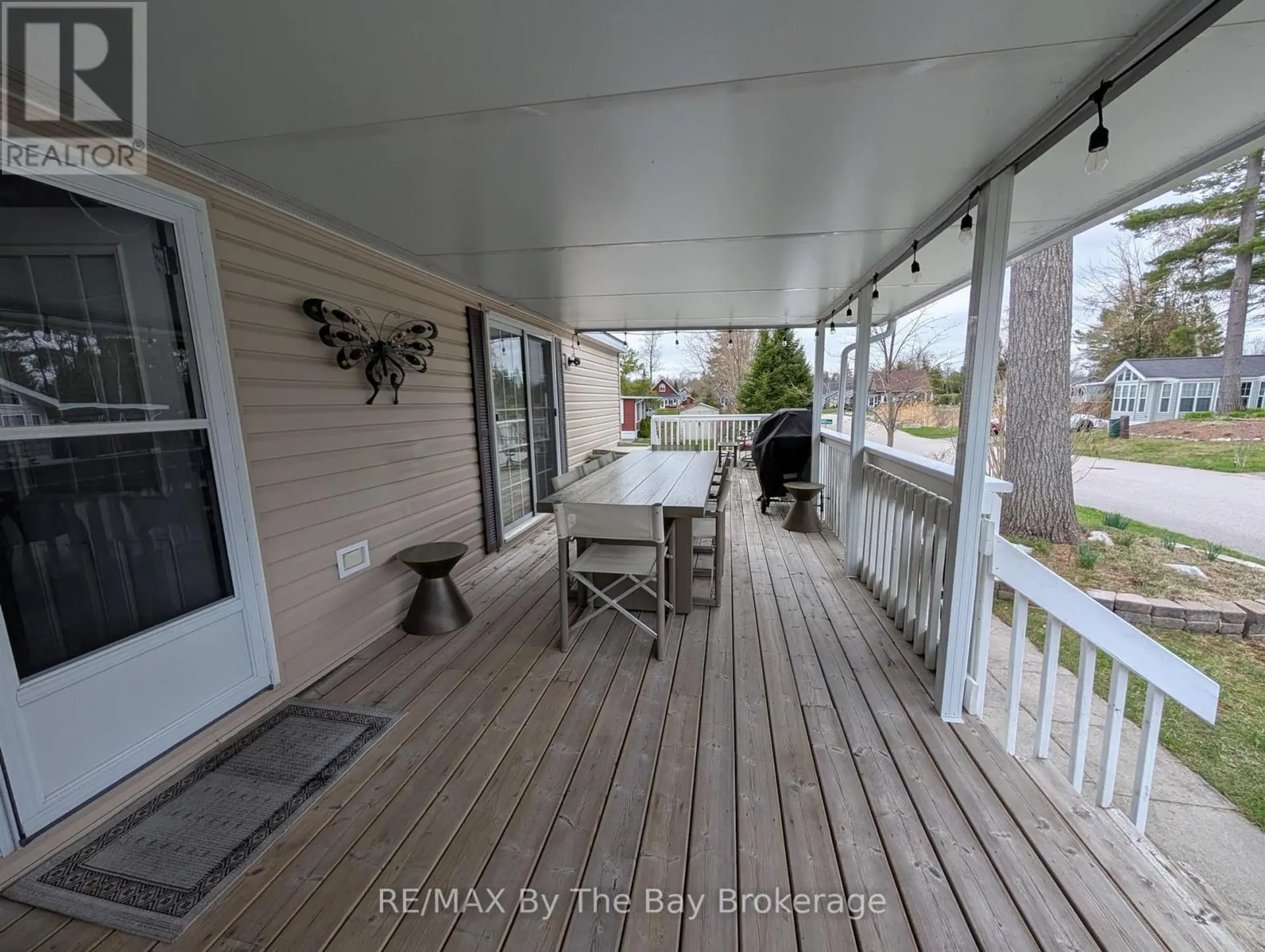 2 WHITE PINES TRAIL - Image 17