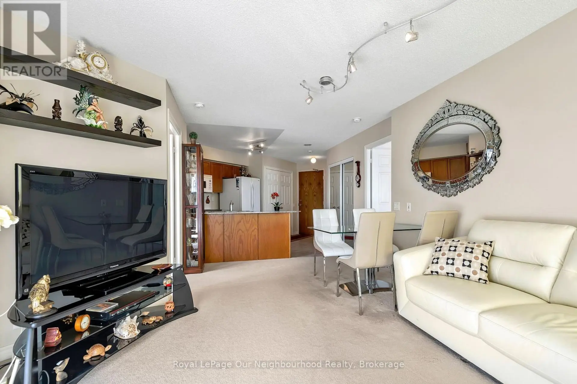 #813 1720 EGLINTON AVENUE E - Image 8