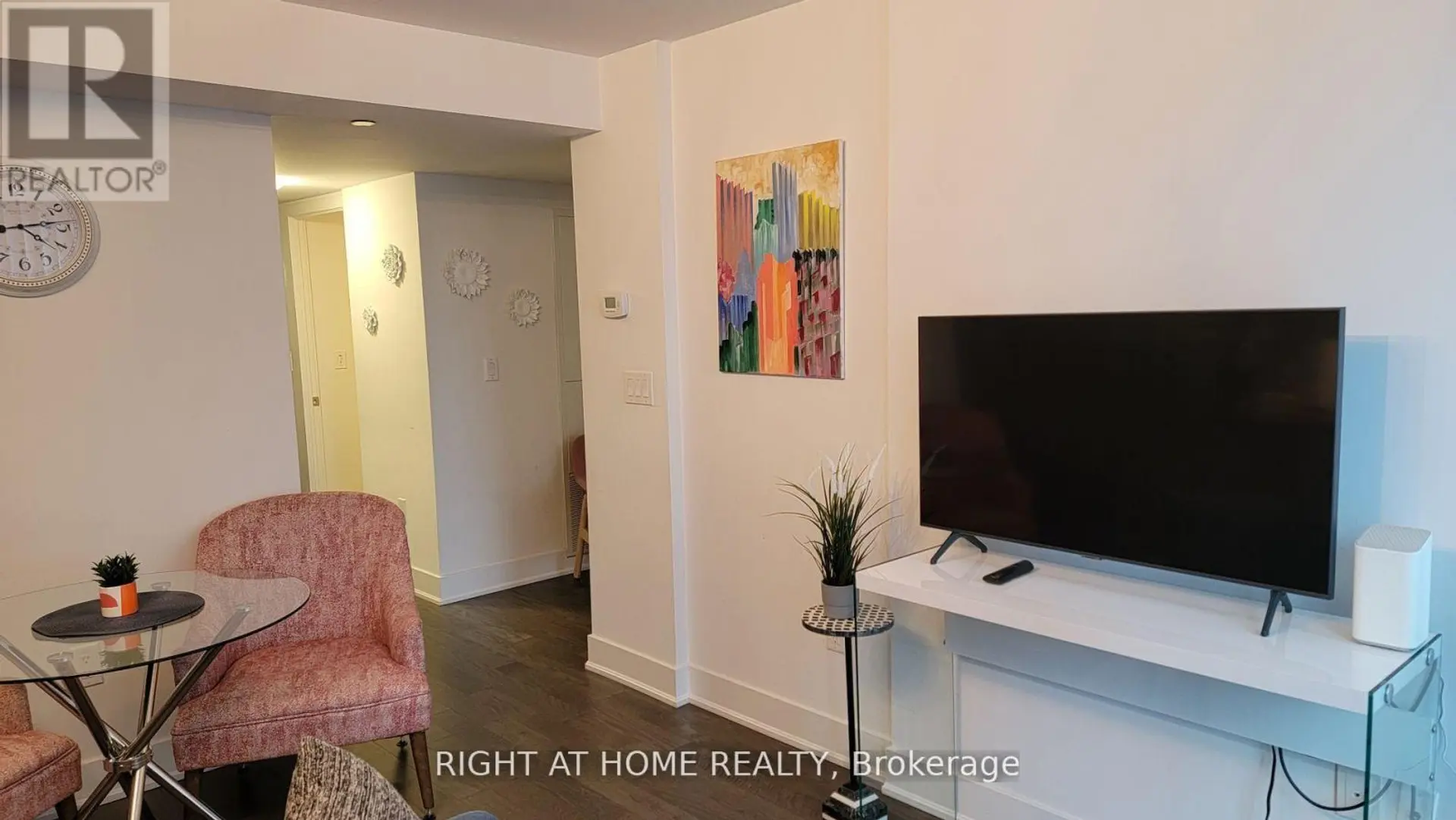 #2404 955 BAY STREET - Image 12