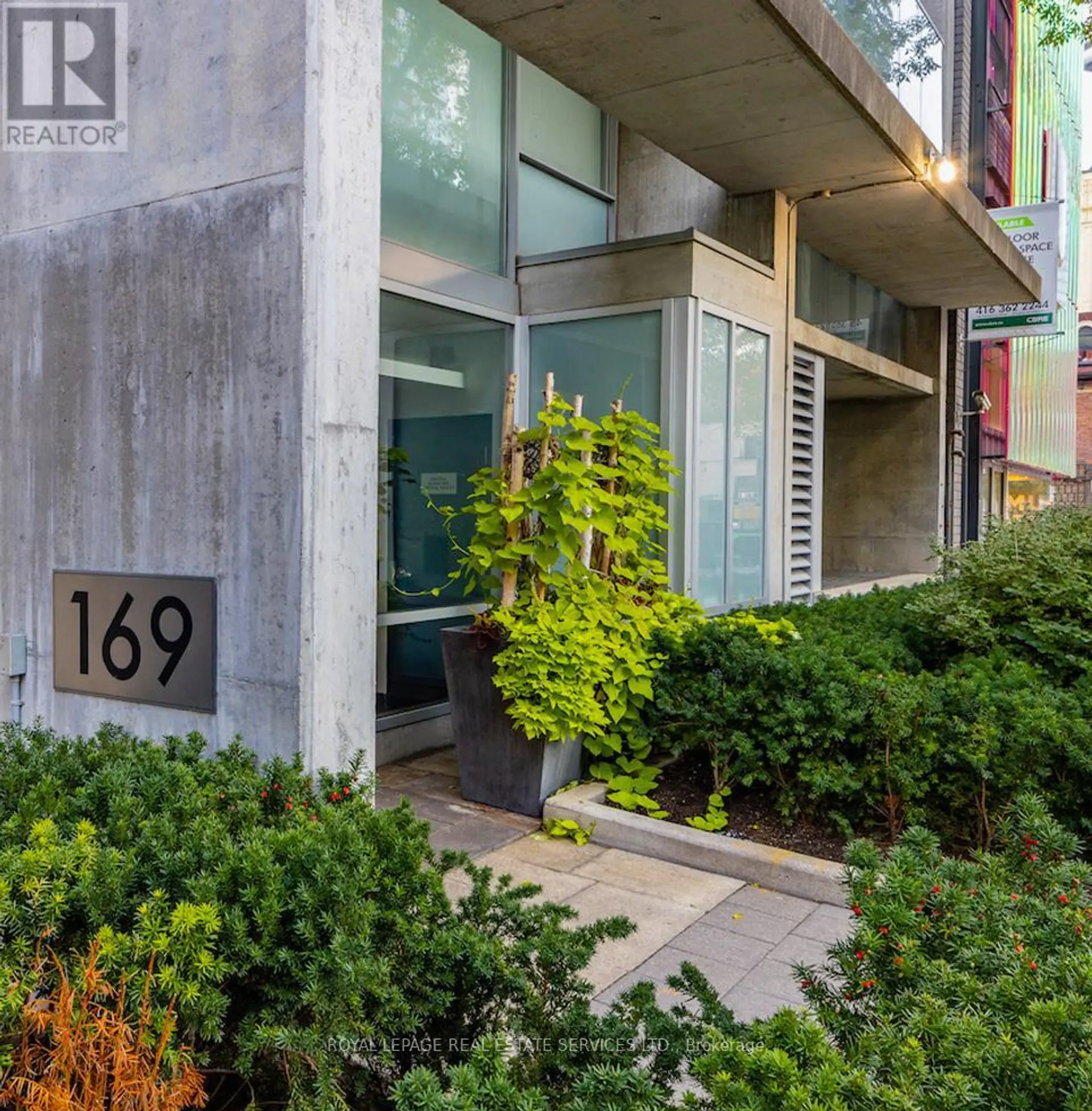 #804 169 JOHN STREET - Image 4