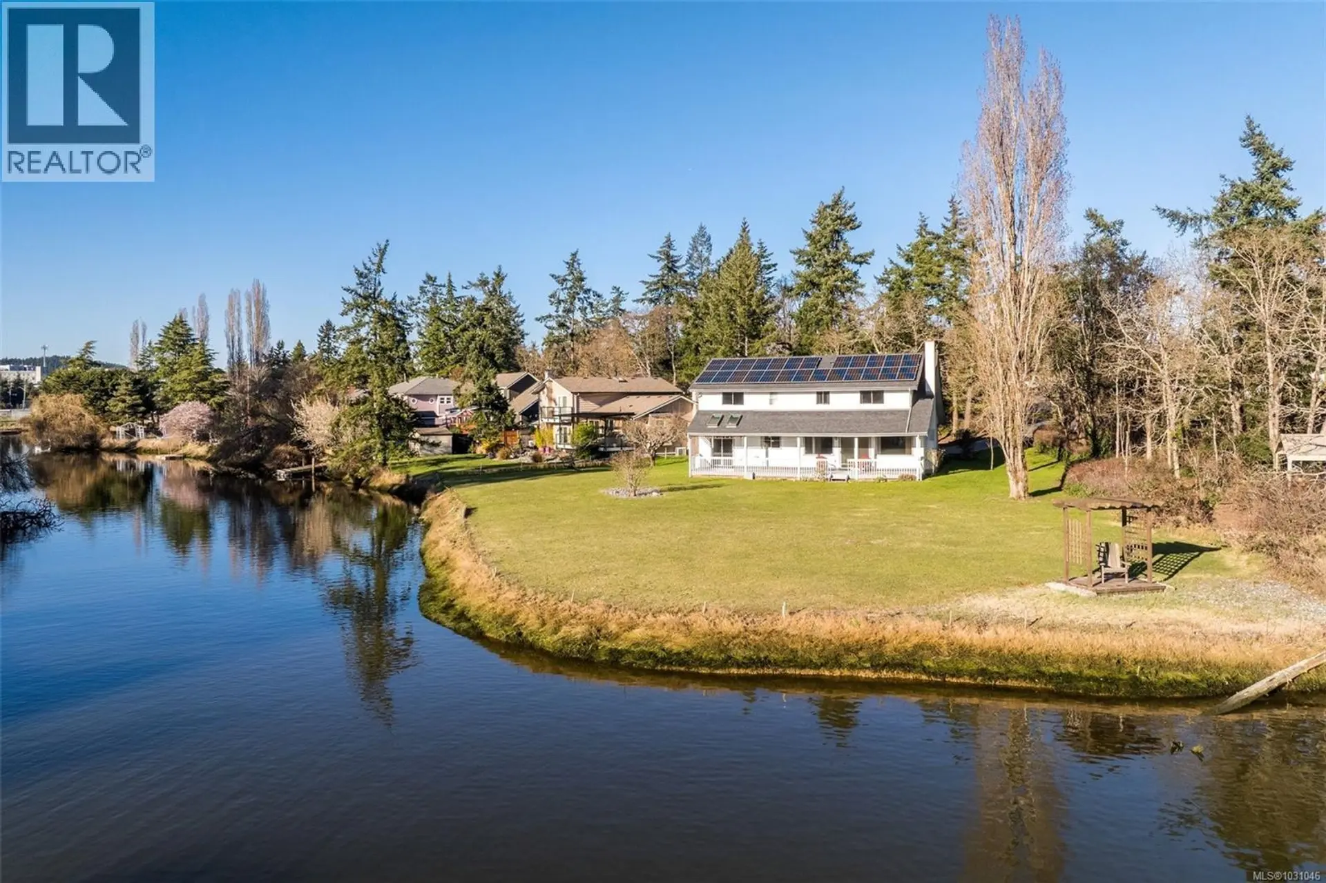 Property at 87 Kingham Pl, View Royal, BC