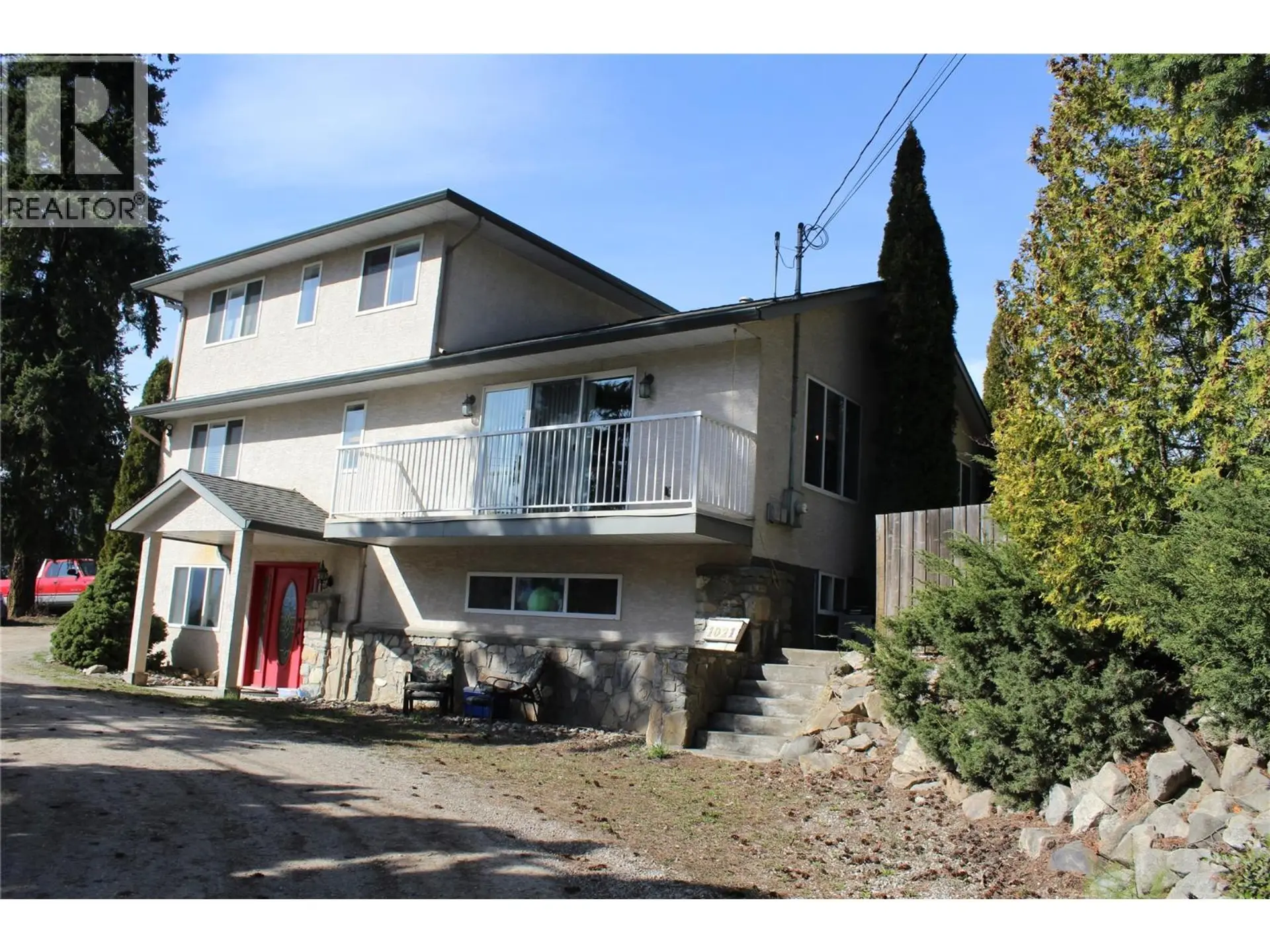 Property at 1021 12 Avenue SE, Salmon Arm, BC