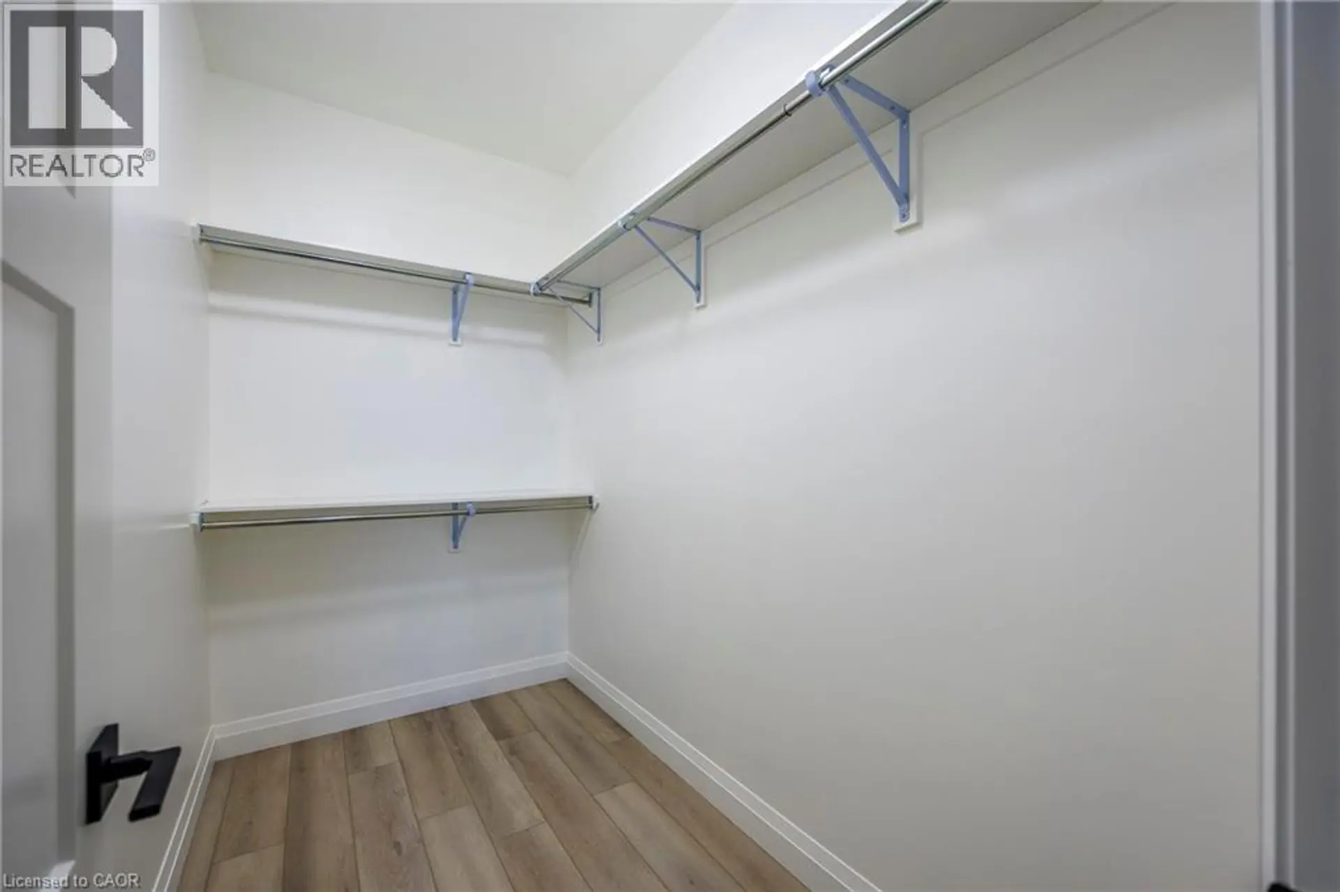 377 ARGYLE AVENUE - Image 18