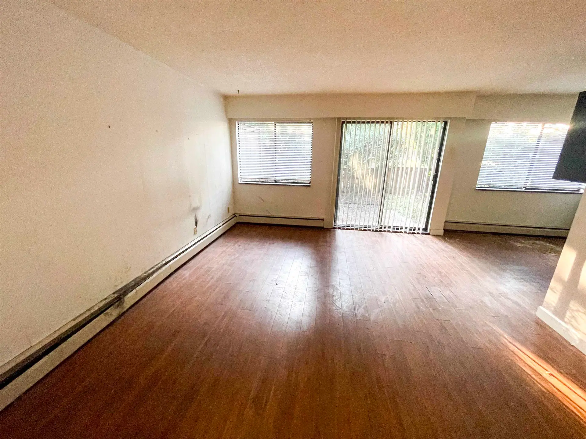 #13 9402 122 Street - Image 5