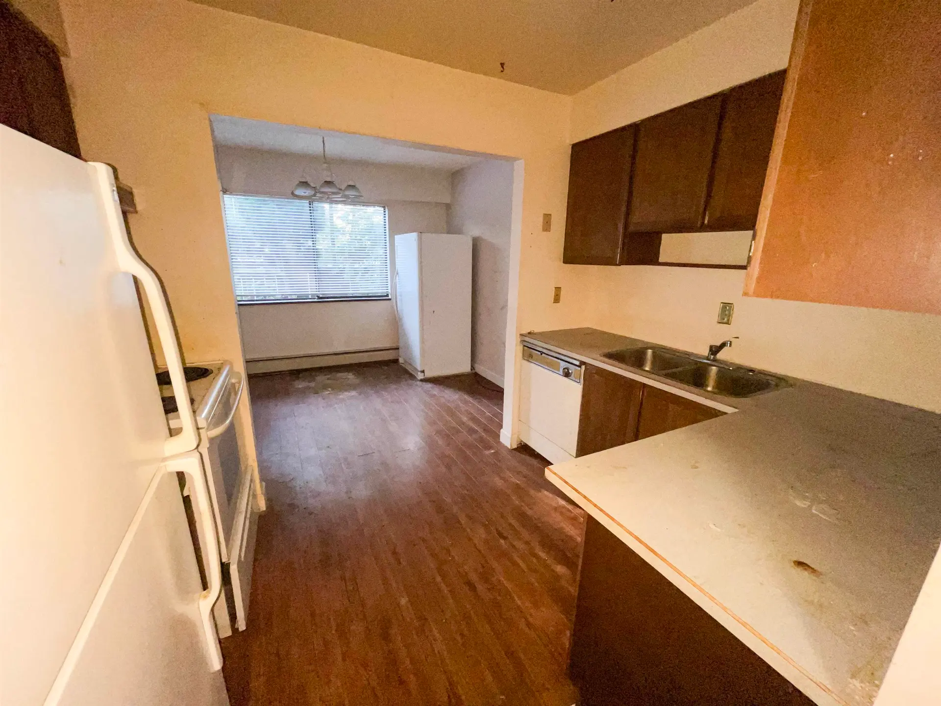 #13 9402 122 Street - Image 8