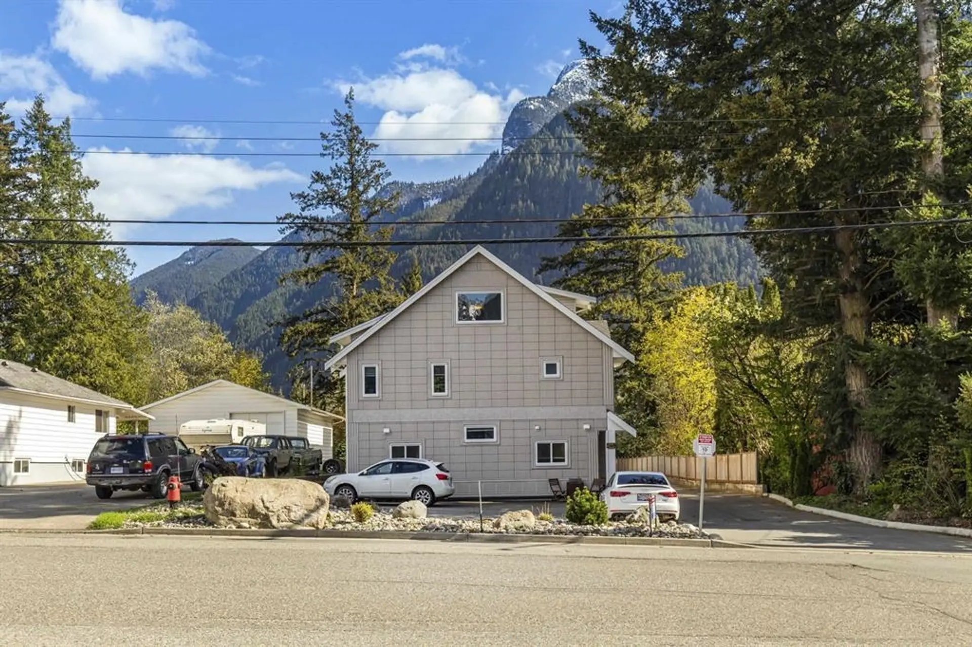 Property at #1 548 Park Street, Hope, BC