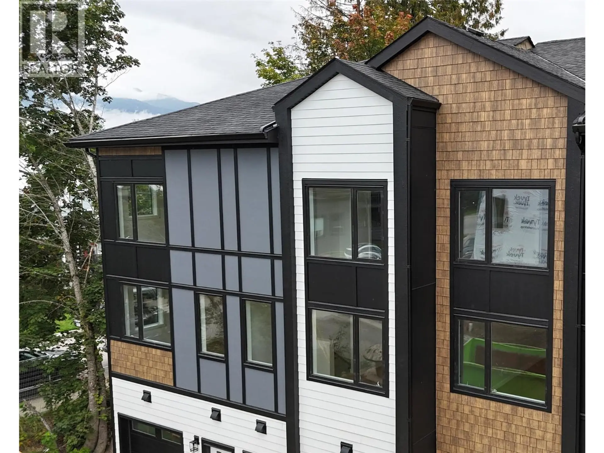 Property at 1212 Douglas Street, Revelstoke, BC