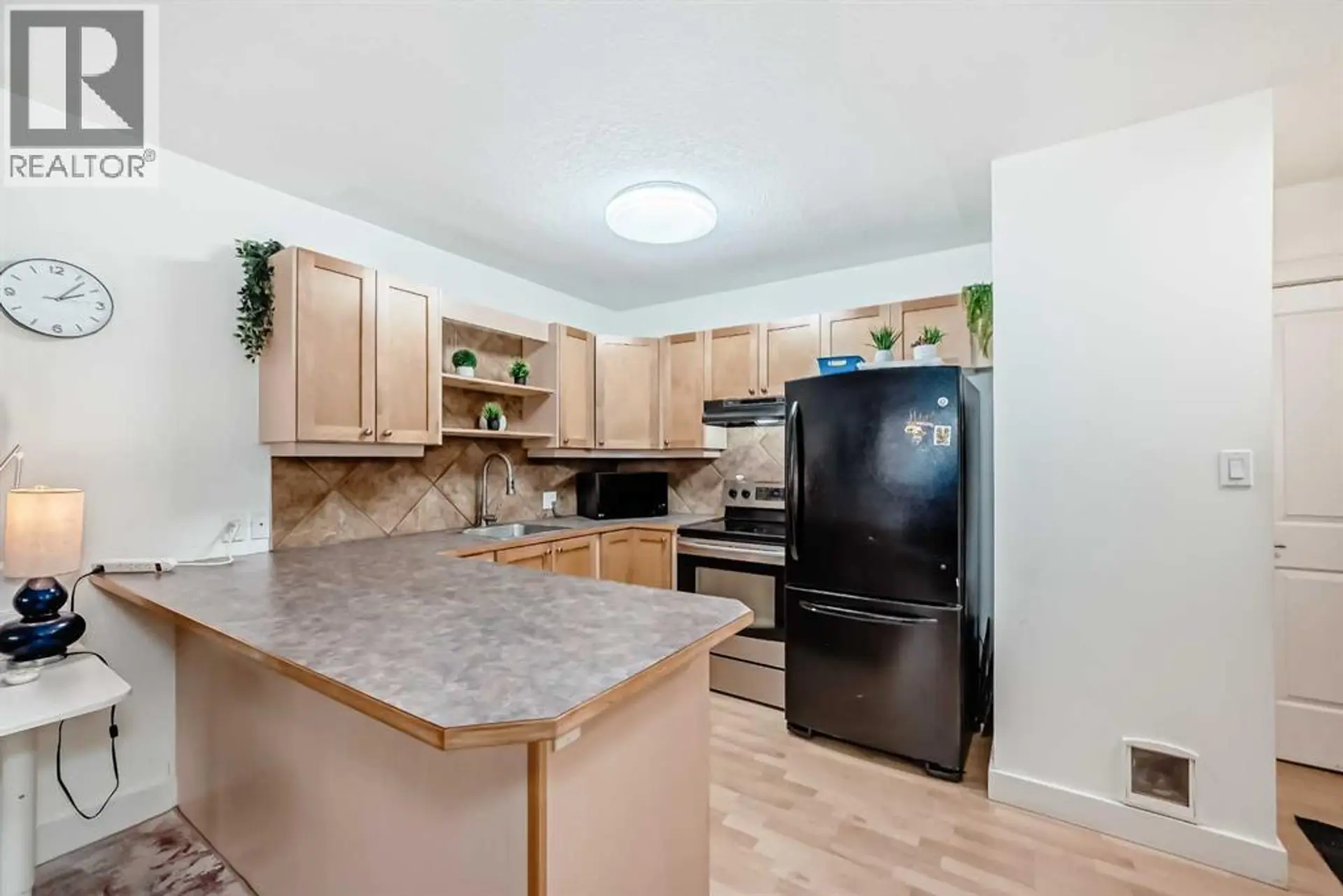 #8 310 22 AVENUE SW - Image 6