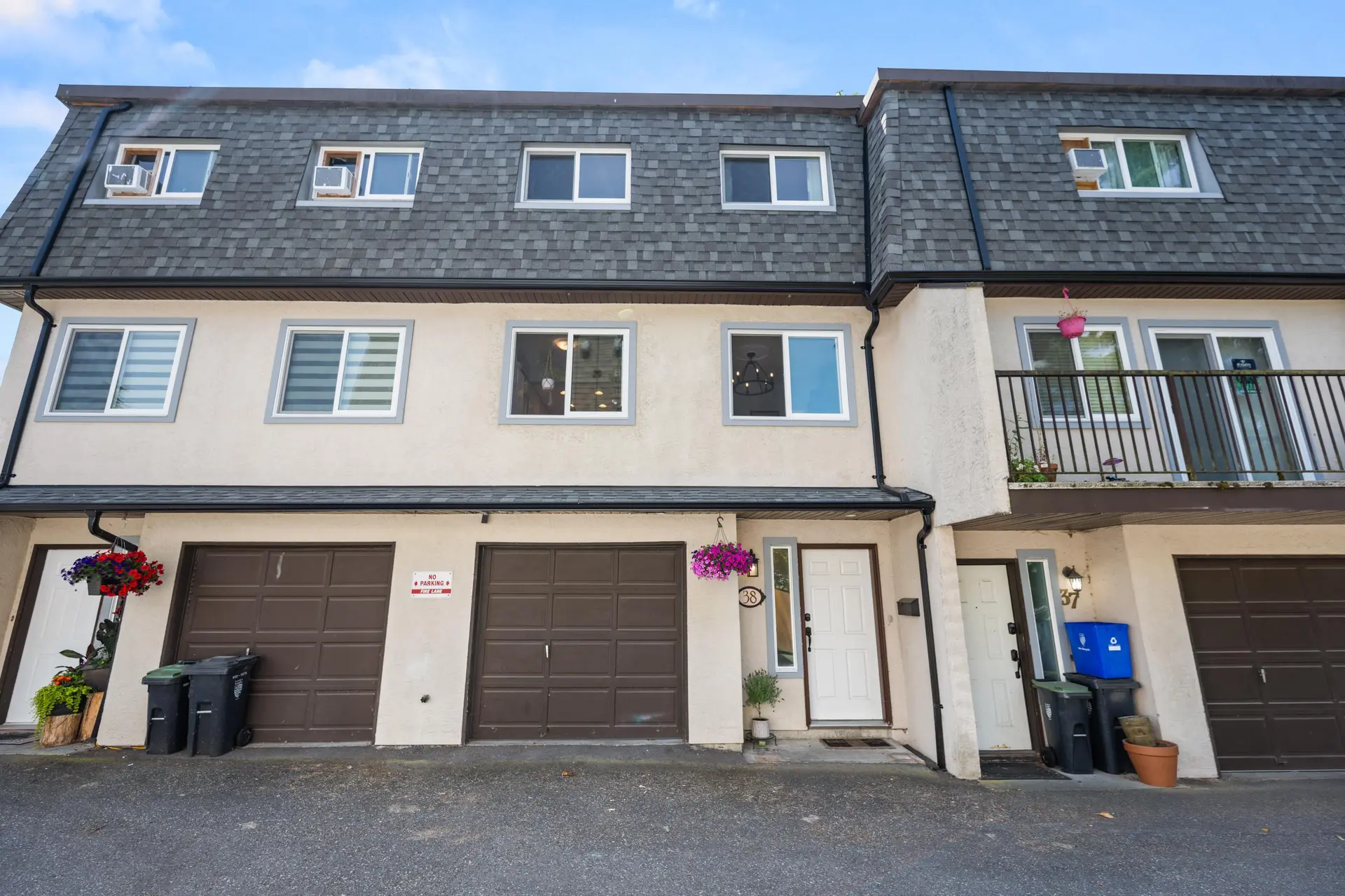 Property at #38 27125 31a Avenue, Langley, BC
