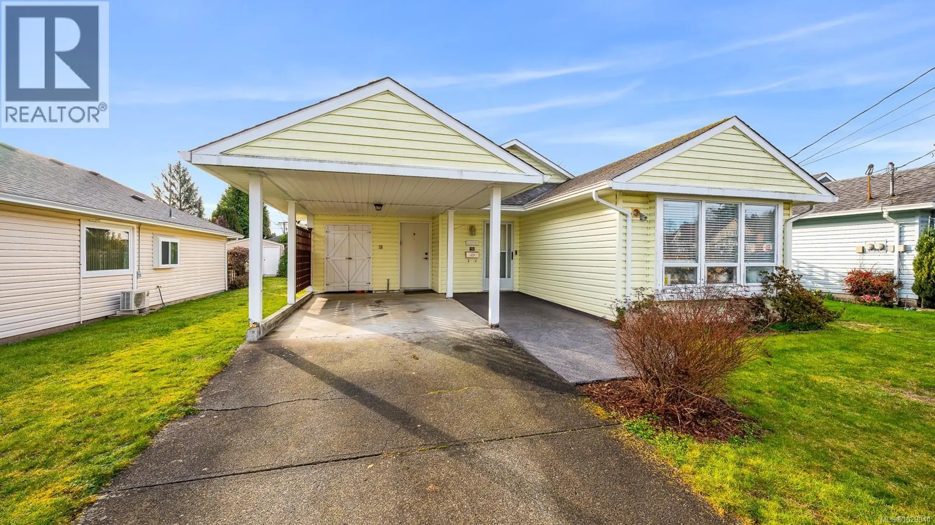 Property at 660 25th St, Courtenay, BC